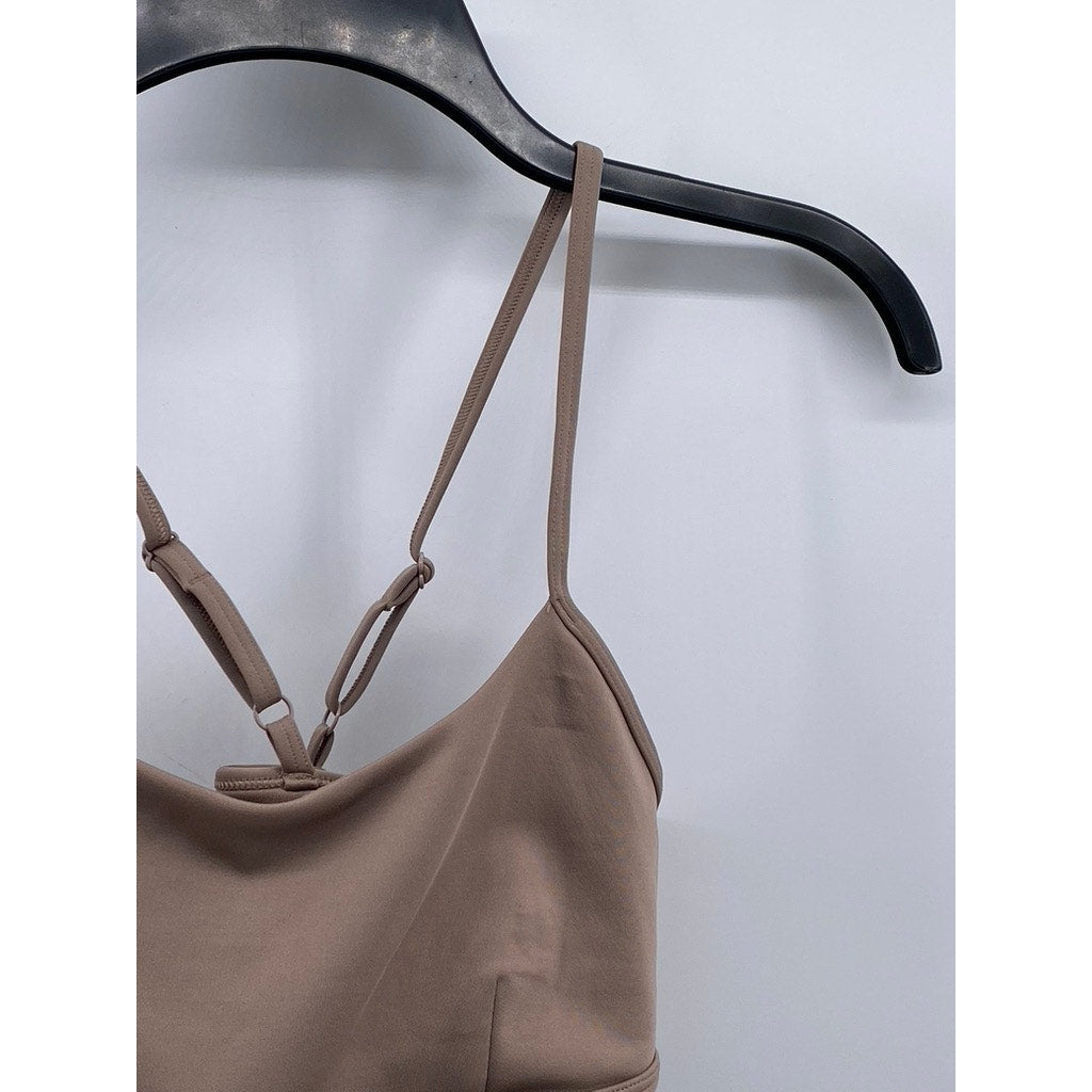 ALO Women's Gravel Tan Scoop-Neck Cross-Back Airlift Intrigue Bra SZ S