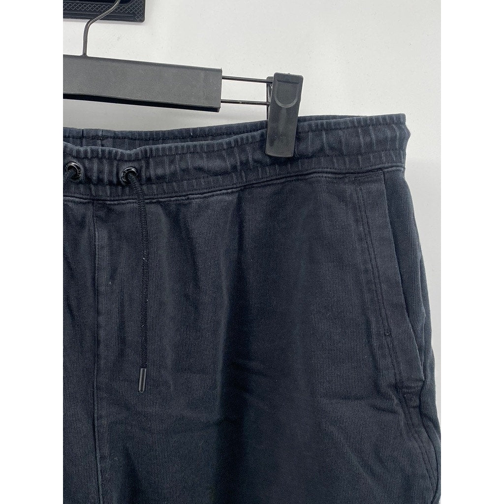 NIKE Men’s Black Solid Drawstring Casual Pull-On Shorts SZ L