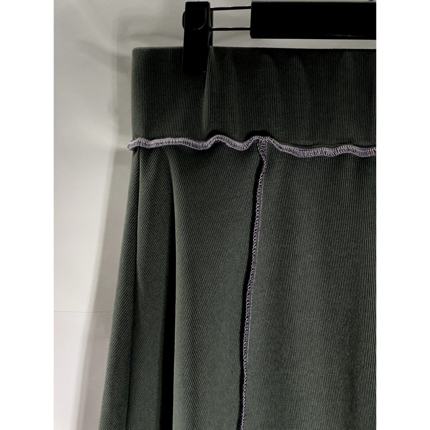 ASOS DESIGN Curve Women's Black Lettuce Trim Overstitch Ribbed A-Line Skirt SZ14