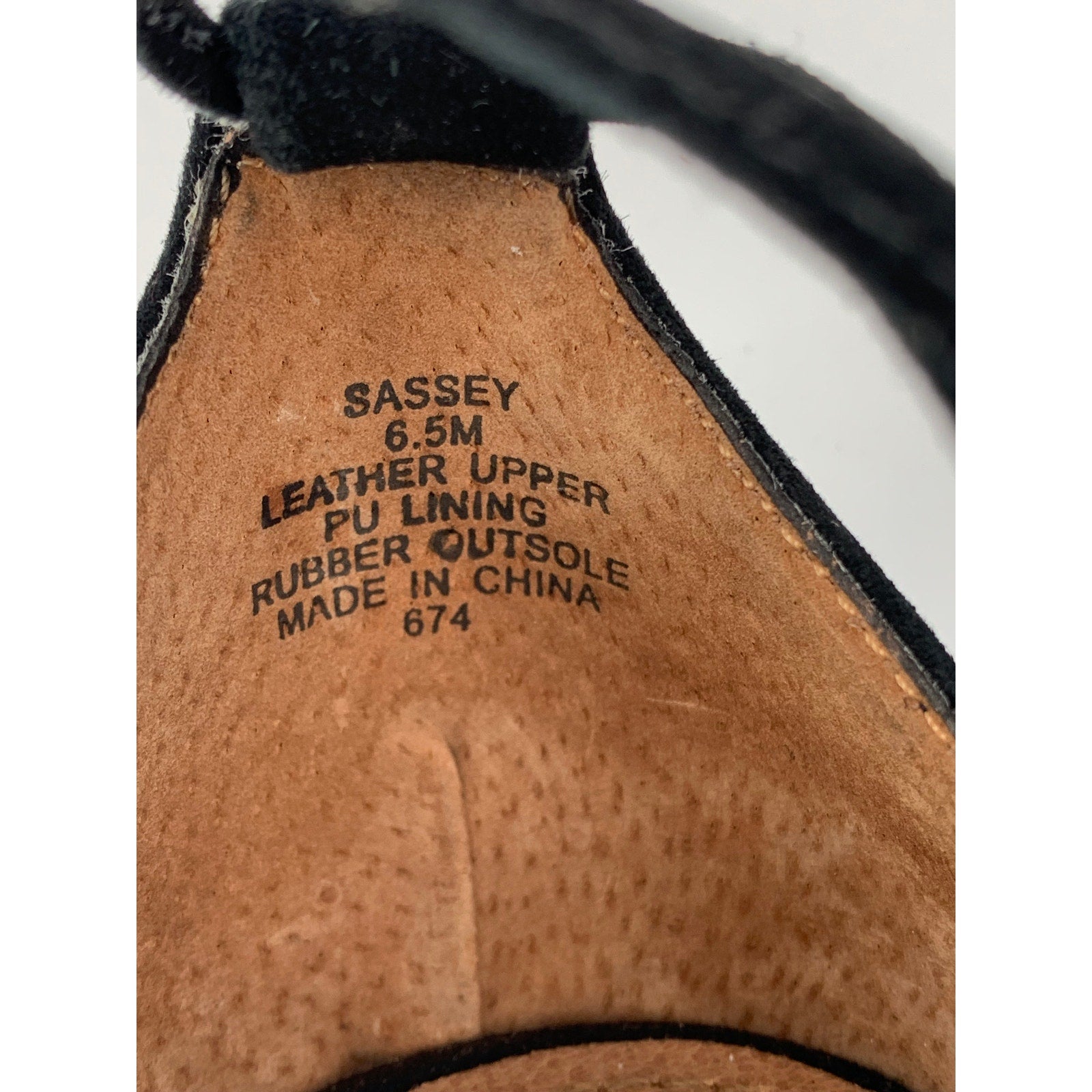 STEVE MADDEN Women's Black Leather Sassey Fringe Gladiator Stiletto Heels SZ 6.5