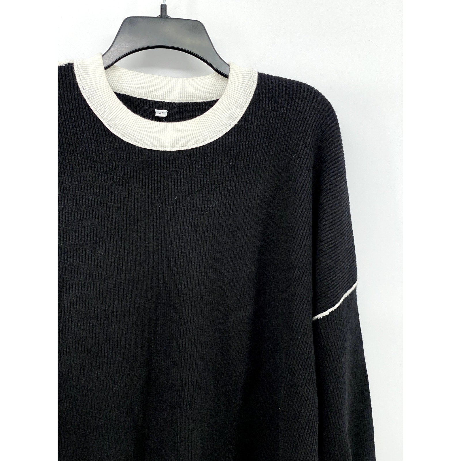 UNBRANDED Women's Black-White Crewneck Ribbed Drop Shoulder Sweater SZ M