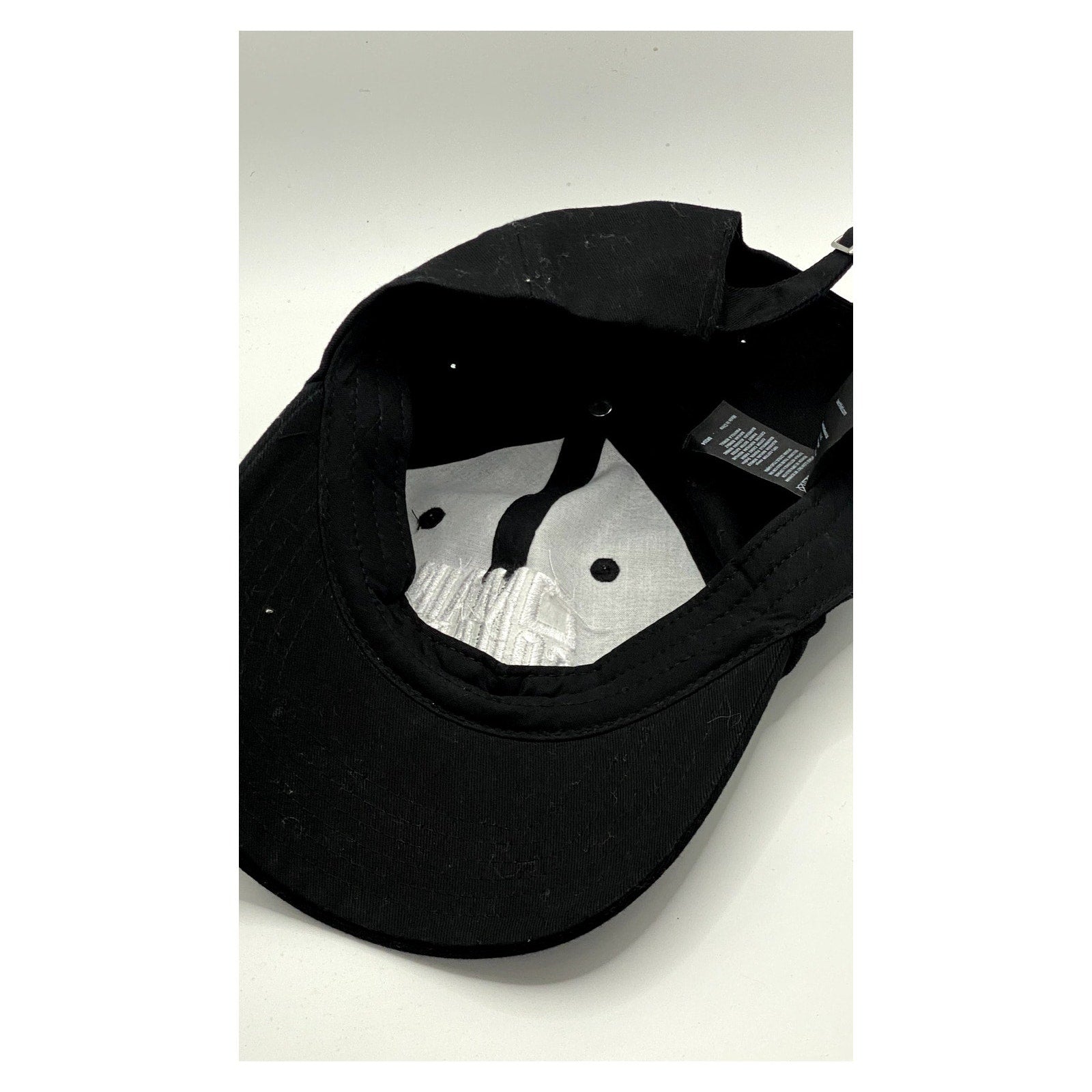 BEECHFIELD Men’s Black-White Embroidered Main Square Baseball Hat SZ OS