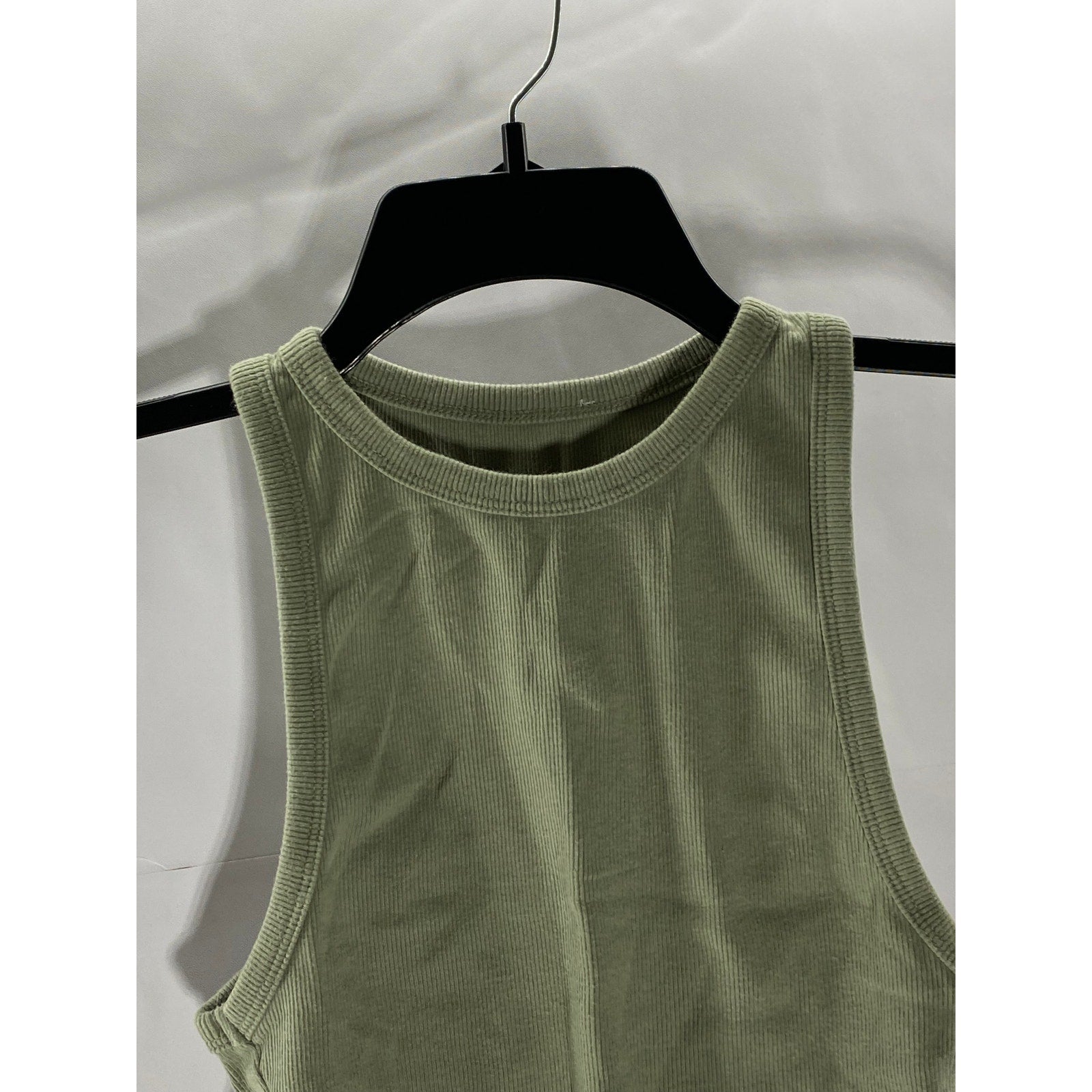 UNBRANDED Women's Gray Sleeveless Ribbed Cropped Tank Top SZ S