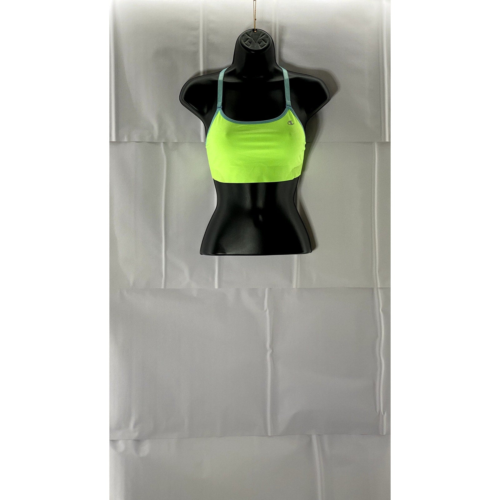 CHAMPION Women's Neon Green Racerback Scoop-Neck Adjustable Strap Sport Bra SZ M