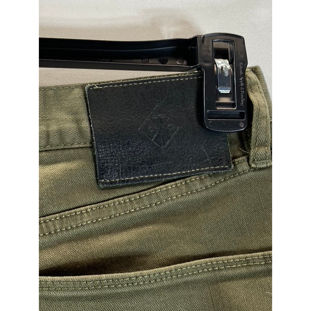 ROARK Men's Military 2 HWY 128 Straight Fit Broken Twill Five-Pocket Jeans SZ 31