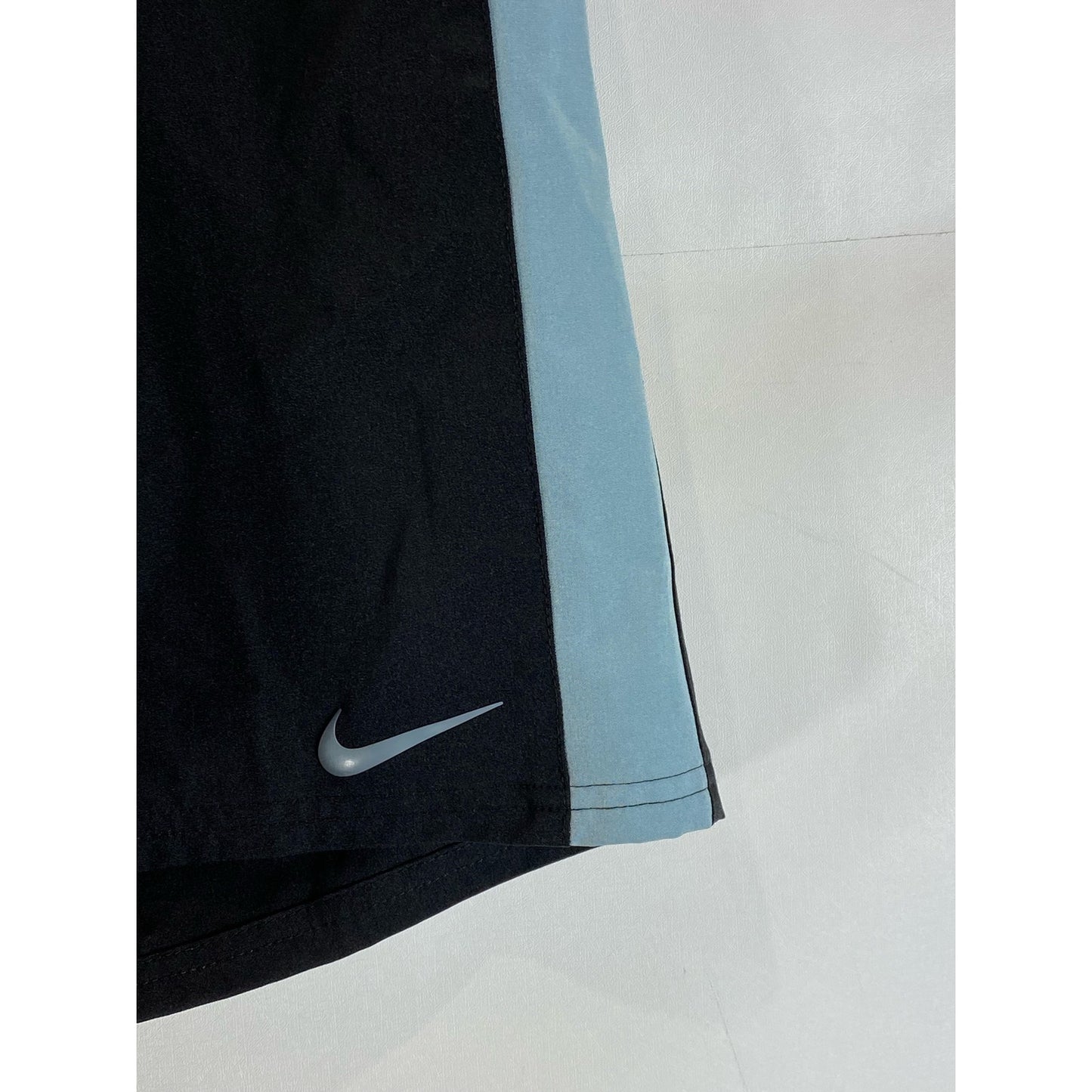 NIKE Men's Black/Blue Drawstring Pull-On Swim Trunks SZ 32