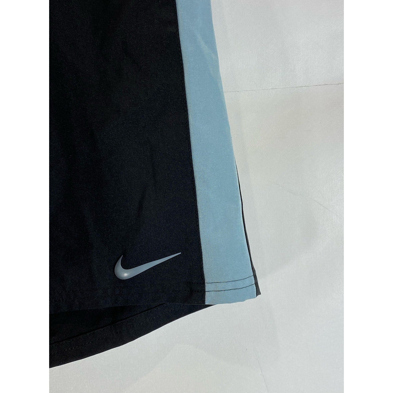 NIKE Men's Black/Blue Drawstring Pull-On Swim Trunks SZ 32