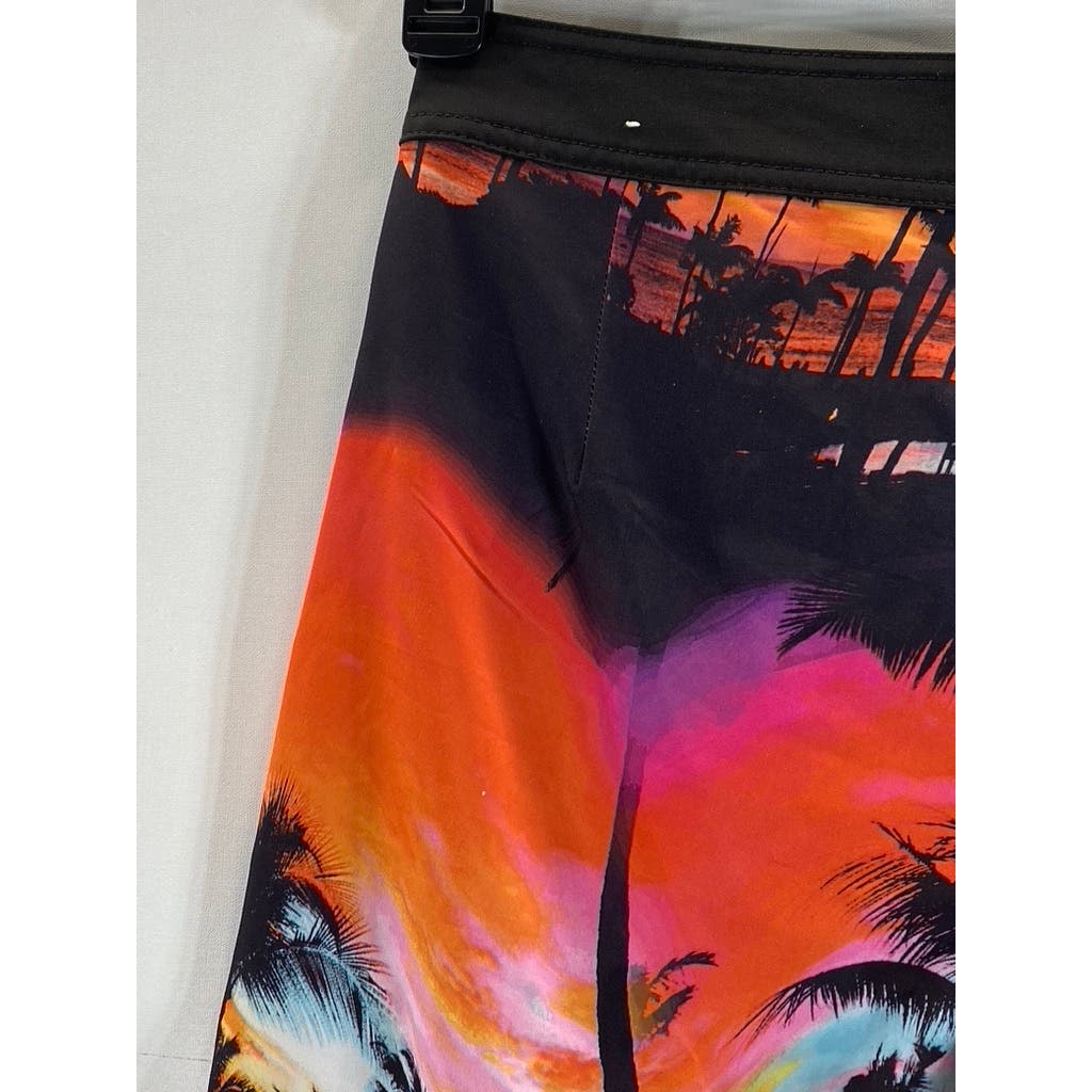 AMERICAN EAGLE Men's Red Tropical Print Drawstring Pull-On Board Shorts SZ S