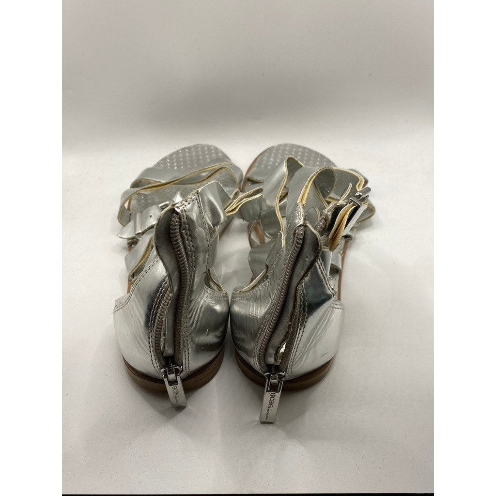 BCBGENERATION Women's Silver Metallic Sylivia Strappy Open-Toe Flat Sandals SZ10