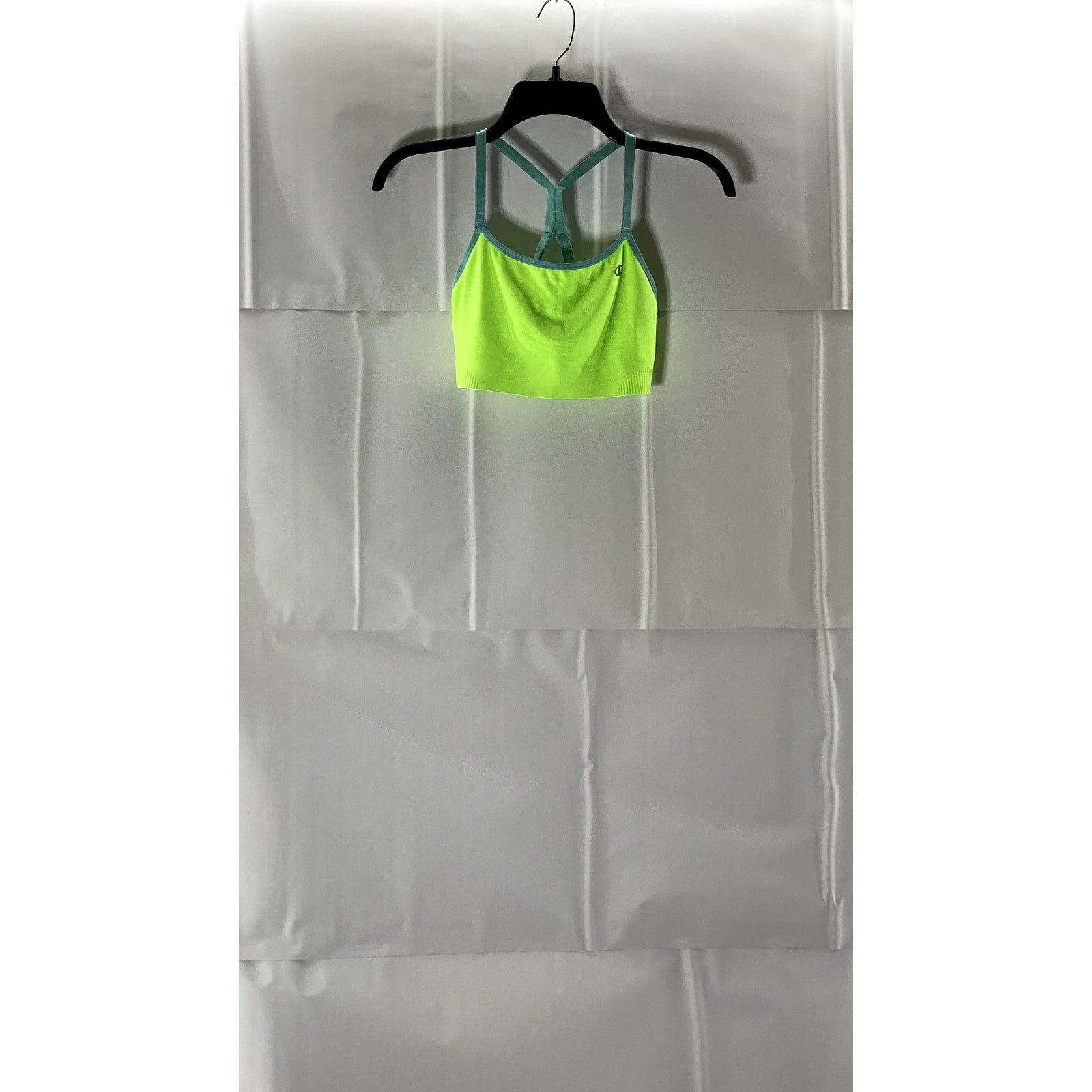 CHAMPION Women's Neon Green Racerback Scoop-Neck Adjustable Strap Sport Bra SZ M