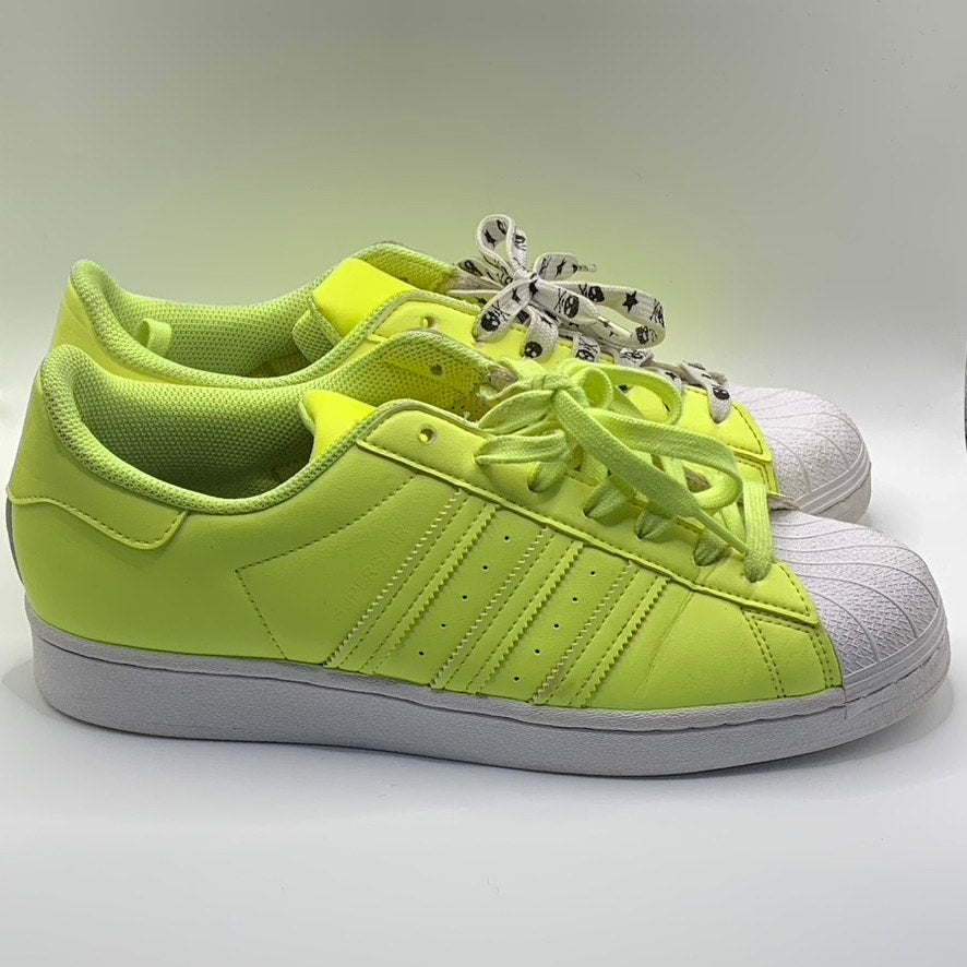 ADIDAS Men’s Neon Solar Yellow/White Superstar Lace-Up Sneakers SZ 10.5