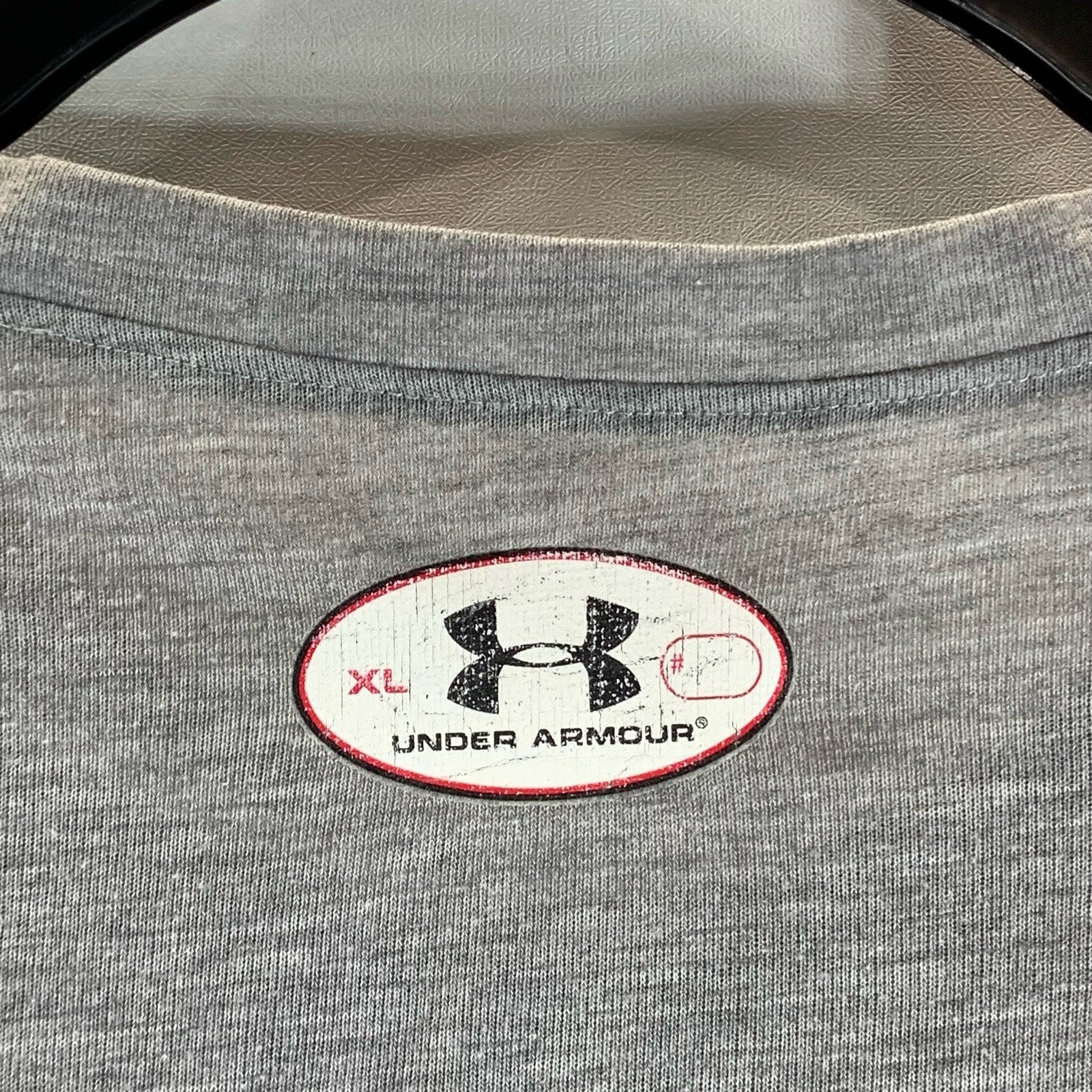 UNDER ARMOUR Men's Gray Crewneck HeatGear Short Sleeve T-Shirt SZ XL
