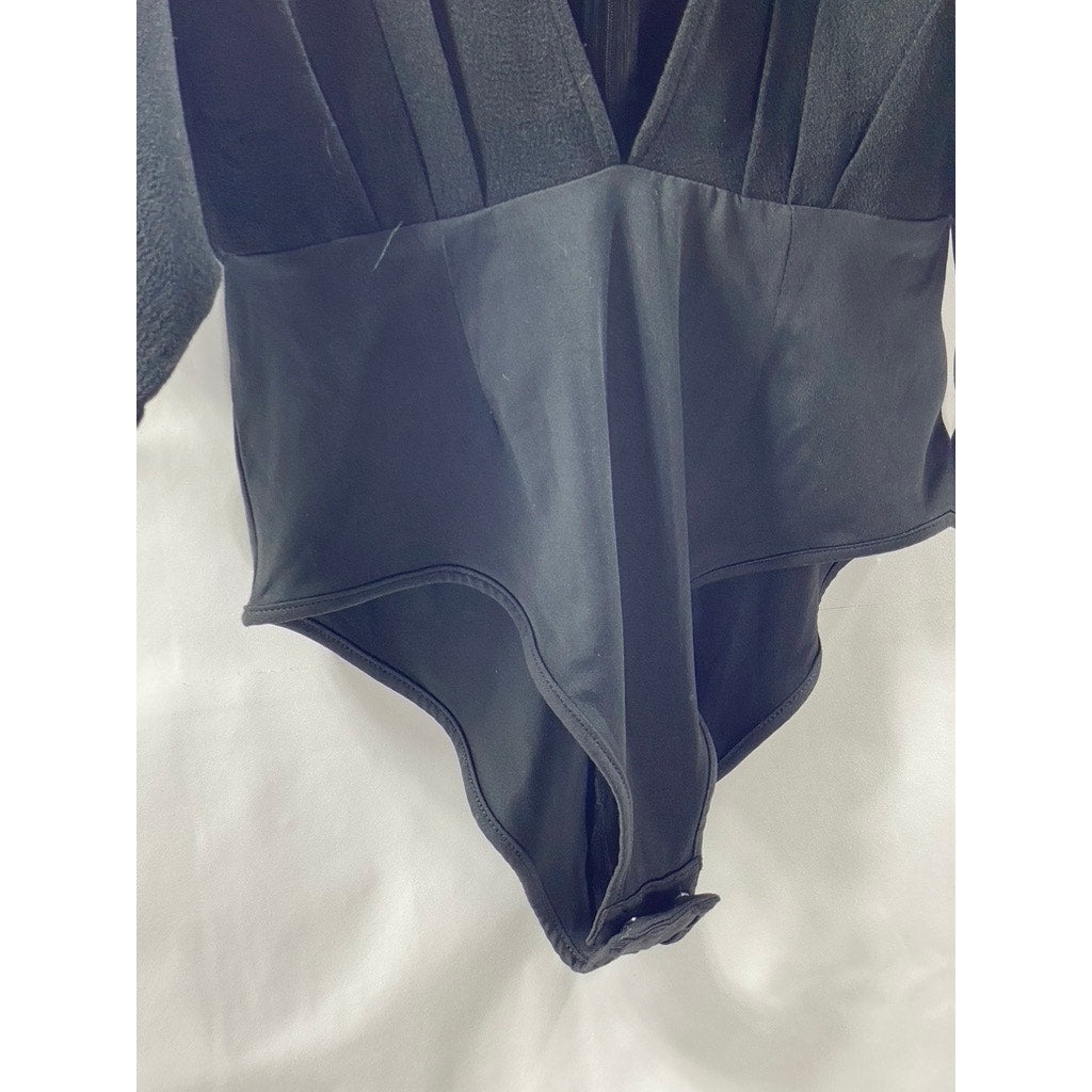 MISGUIDED Women's Black Pleated Deep V-Neck Short Sleeve Bodysuit SZ 6