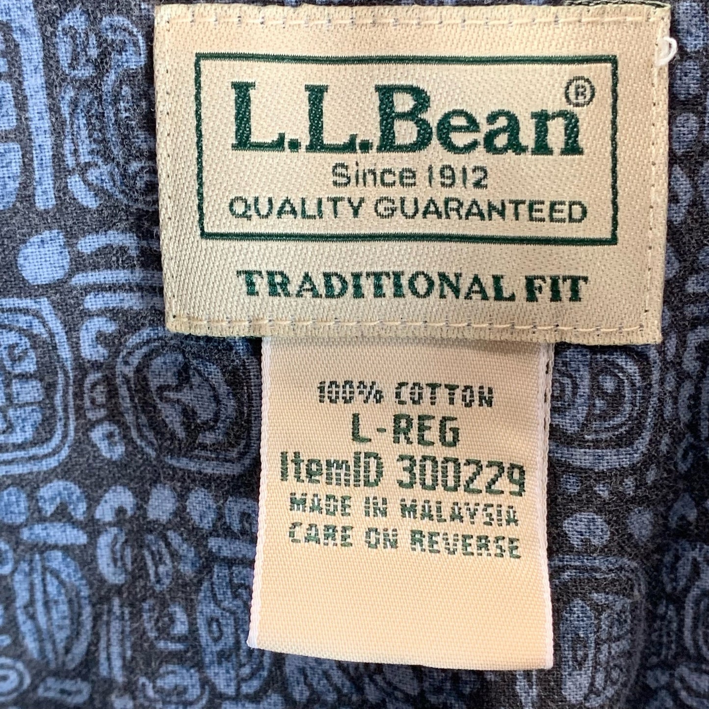 L.L. BEAN Men's Blue Tribal Traditional-Fit Button-Up Short Sleeve Shirt SZ L