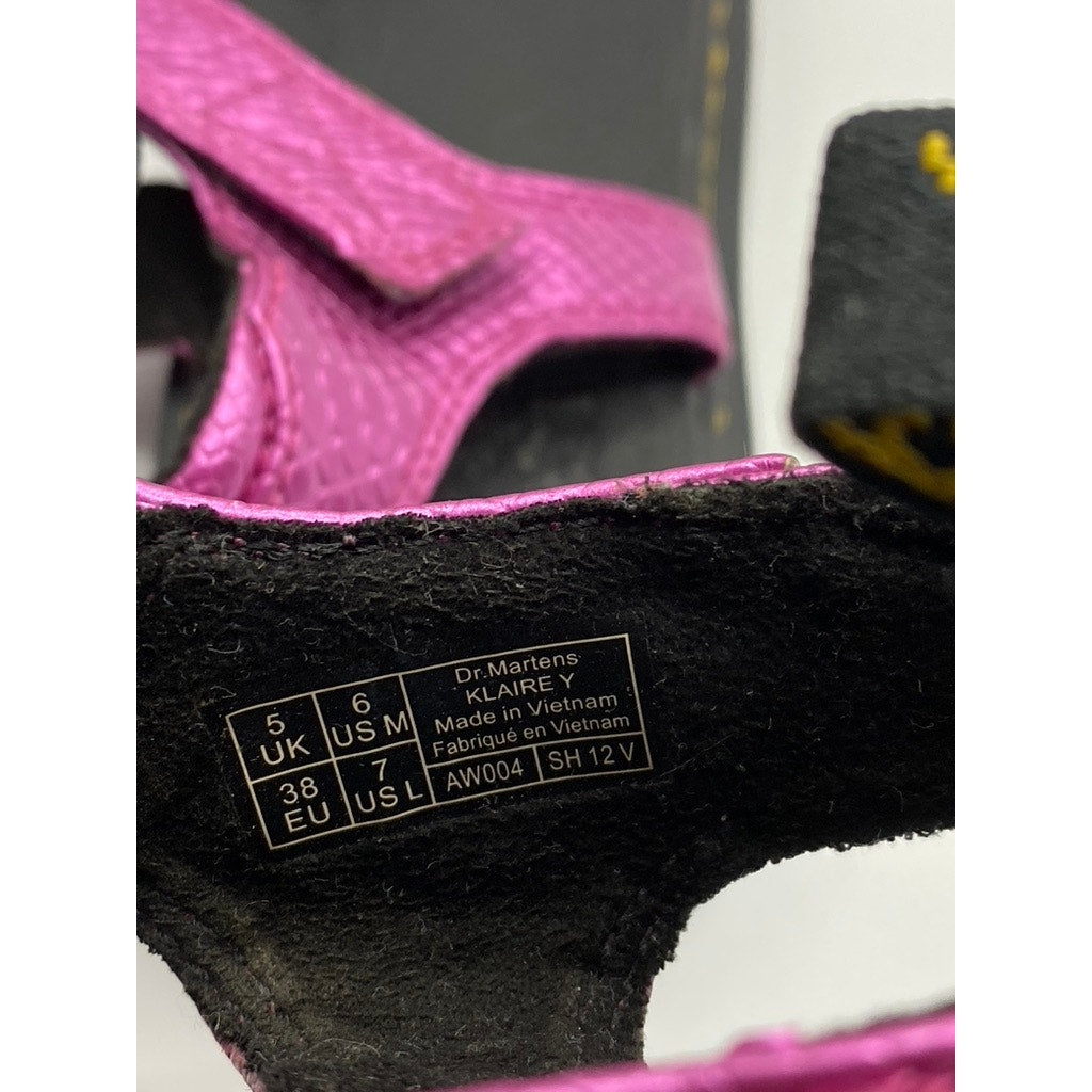 DR. MARTEN’S Women’s Pink Snake Embossed Klaire J Leather Sandals SZ 7