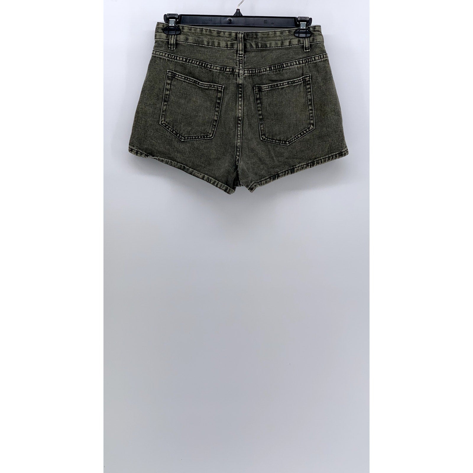 ROMWE Women's Washed Black Denim Embroidered Star Shorts SZ L(8/10)