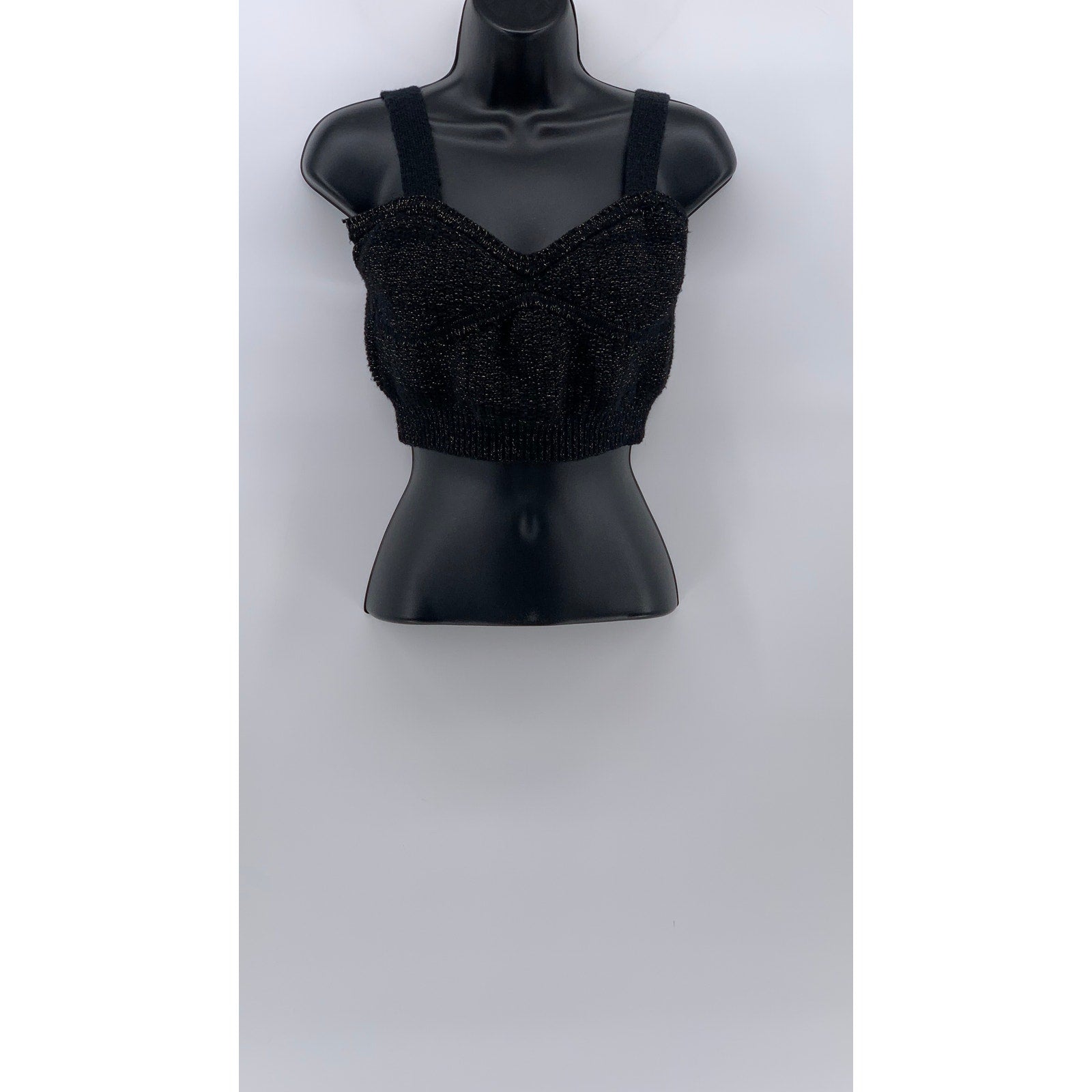 UNBRANDED Women's Black Silver Metallic V-Neck Knit Cropped Tank Top SZ M