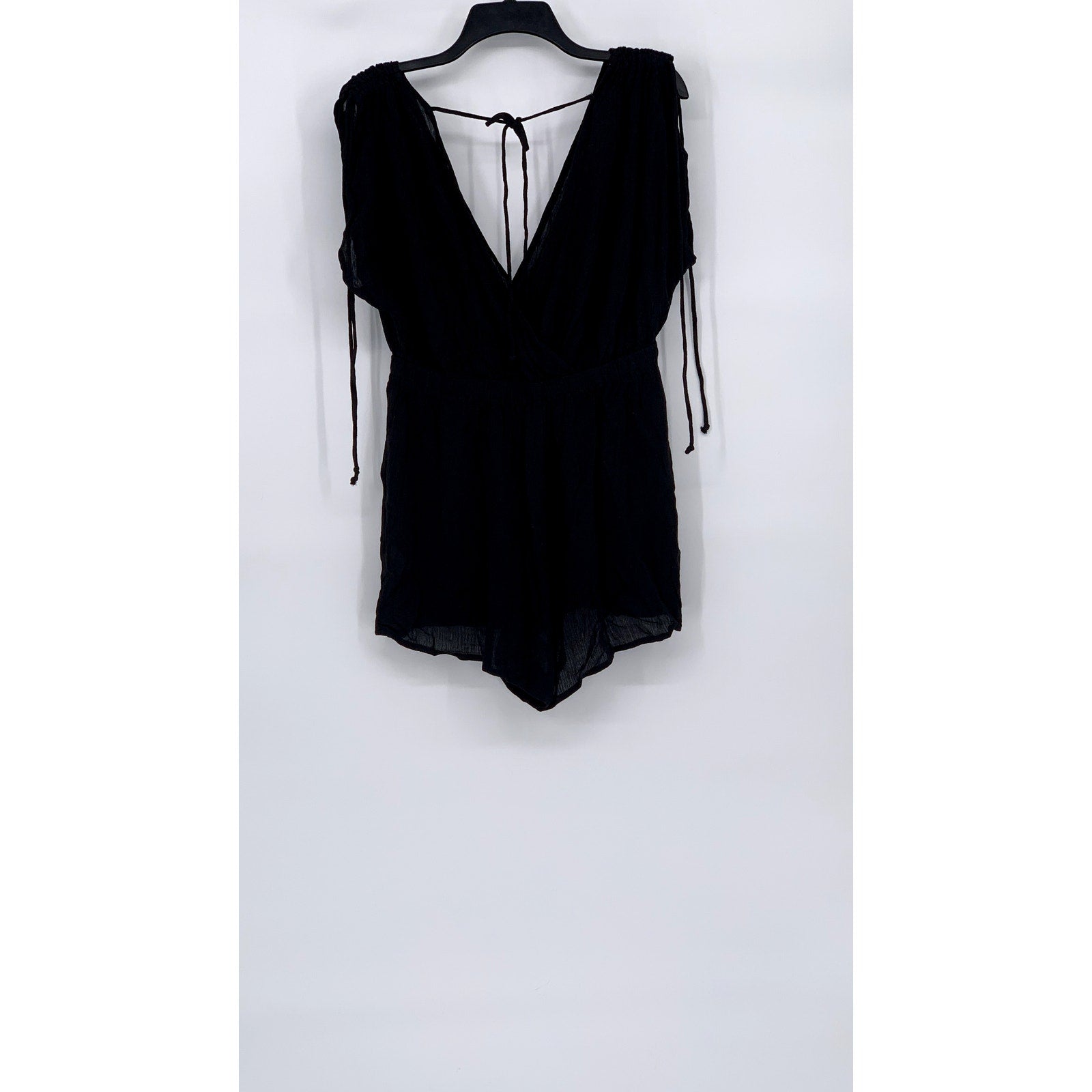 ASOS DESIGN Women's Black Crinkle Tie-Shoulder V-Neck Semi Sheer Romper SZ 8