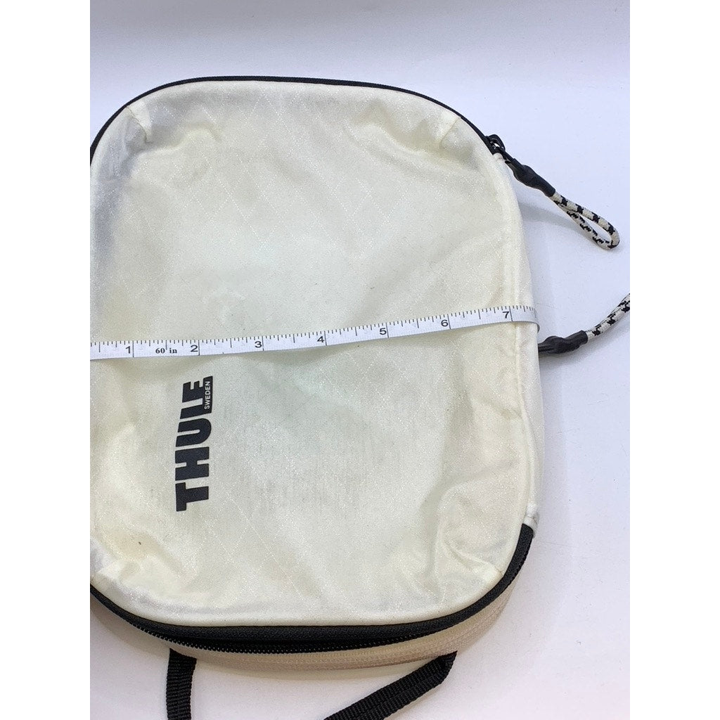 THULE Ivory Extendable Lightweight Travel Zipper Bag SZ OS