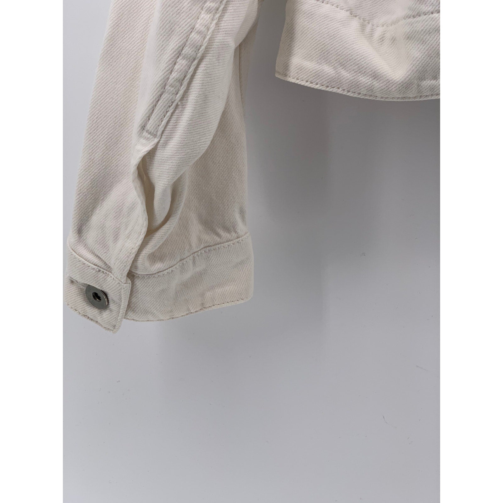 UNIQLO Women's White Denim Button-Up Long Sleeve Cropped Jacket SZ M