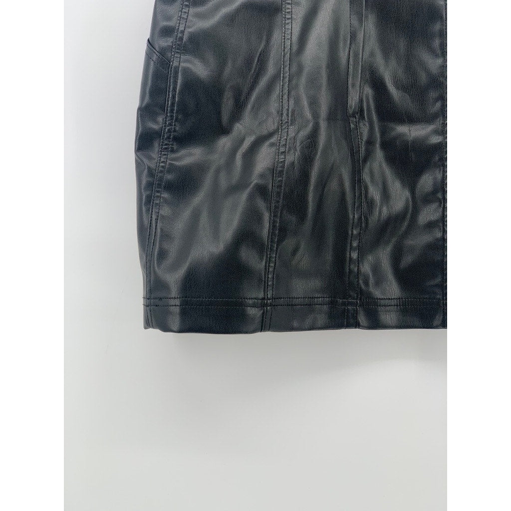 H&M Women's Black Faux-Leather A-Line Mini Skirt SZ 2