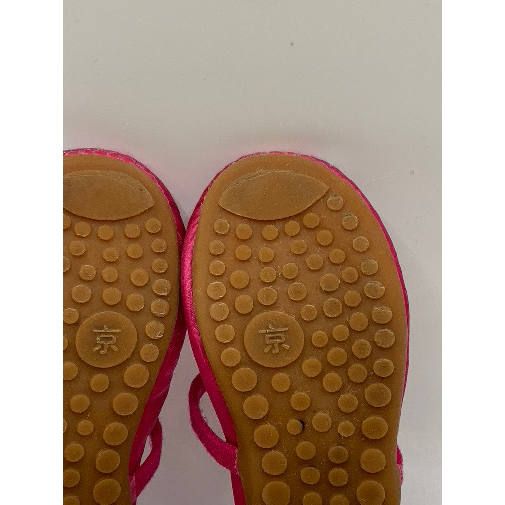 UNBRANDED Baby's Pink Satin Floral Embroidered Mary Janes SZ 26(7)