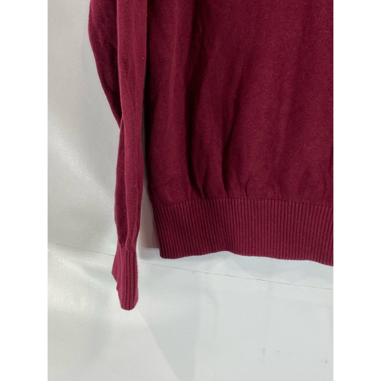 TOMMY HILFIGER Men's Sonoma Red V-Neck Pullover Sweater SZ L