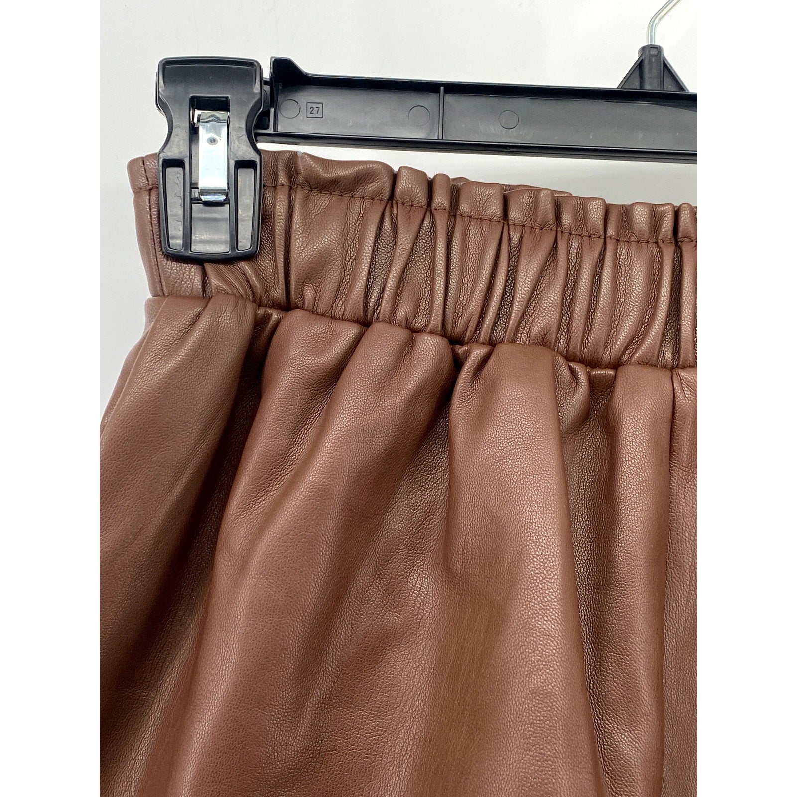 FORVER 21 Women's Brown Faux-Leather Pull-On Cuffed Paperbag Shorts SZ XS