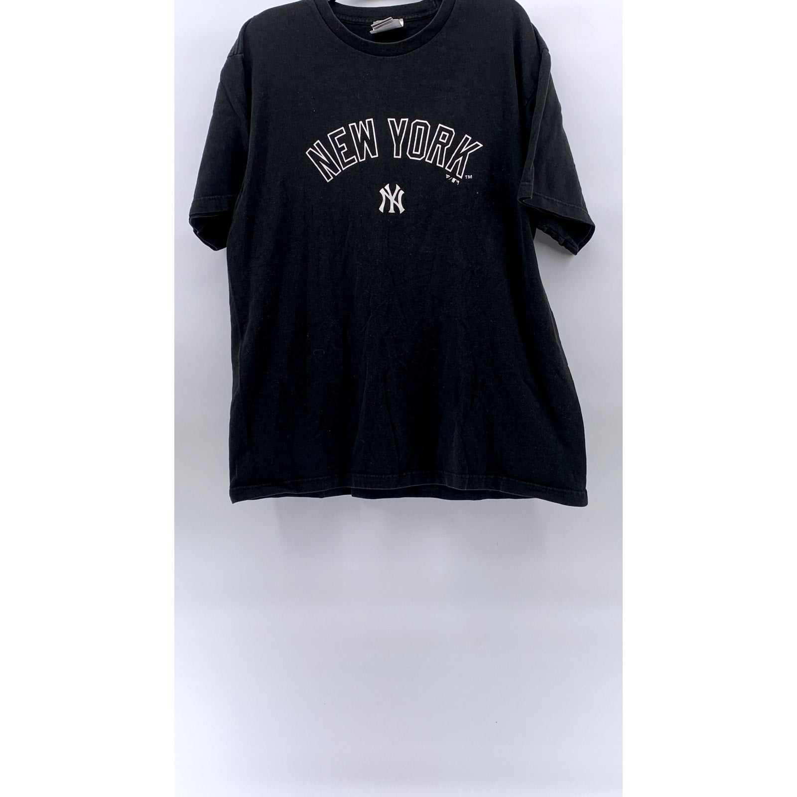 FANATICS Men's Black New York Yankees Logo Crewneck Short Sleeve T-Shirt SZ XL