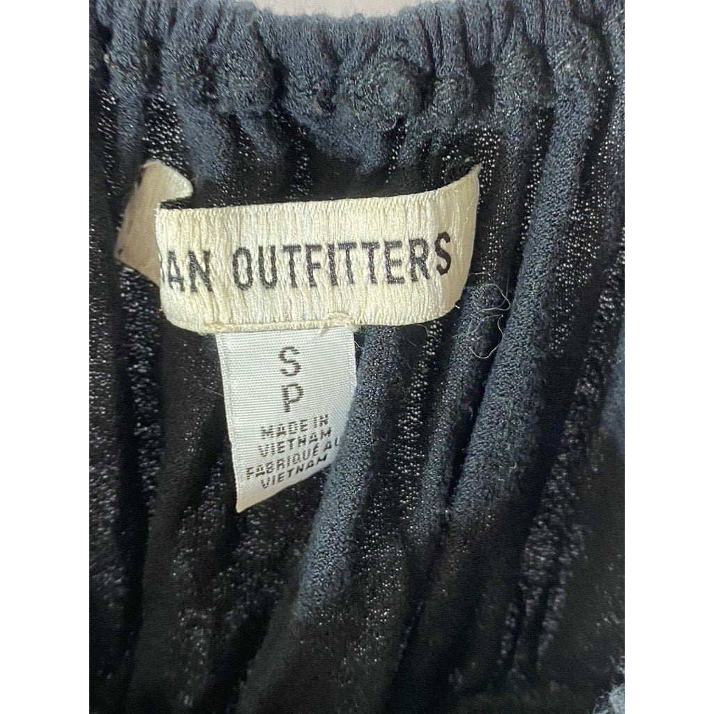 URBAN OUTFITTERS Women's Black Sweetheart-Neck Long Sleeve Cropped Top SZ S