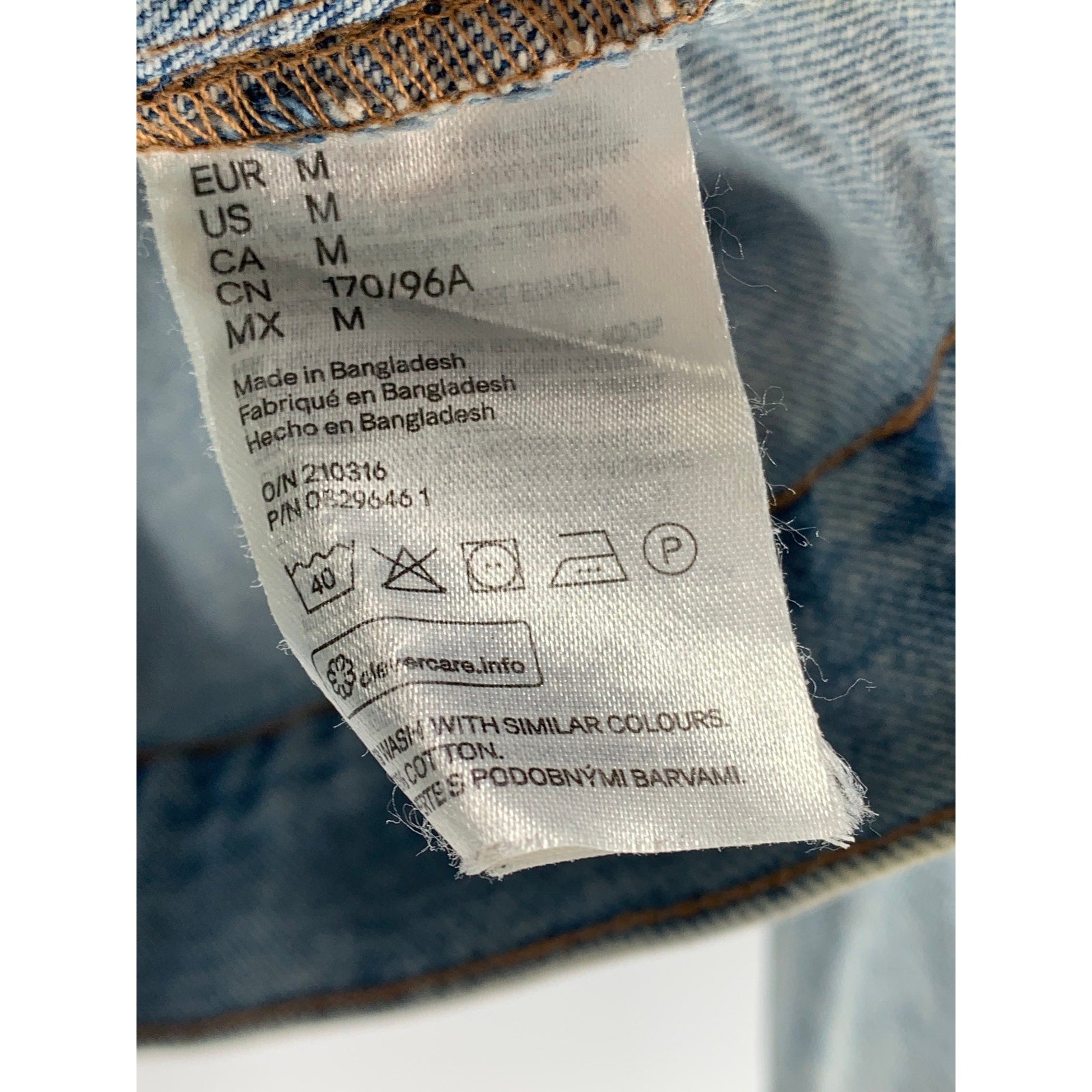 DIVIDED By H&M Women's Blue Denim Button-Up Long Sleeve Jean Jacket SZ M