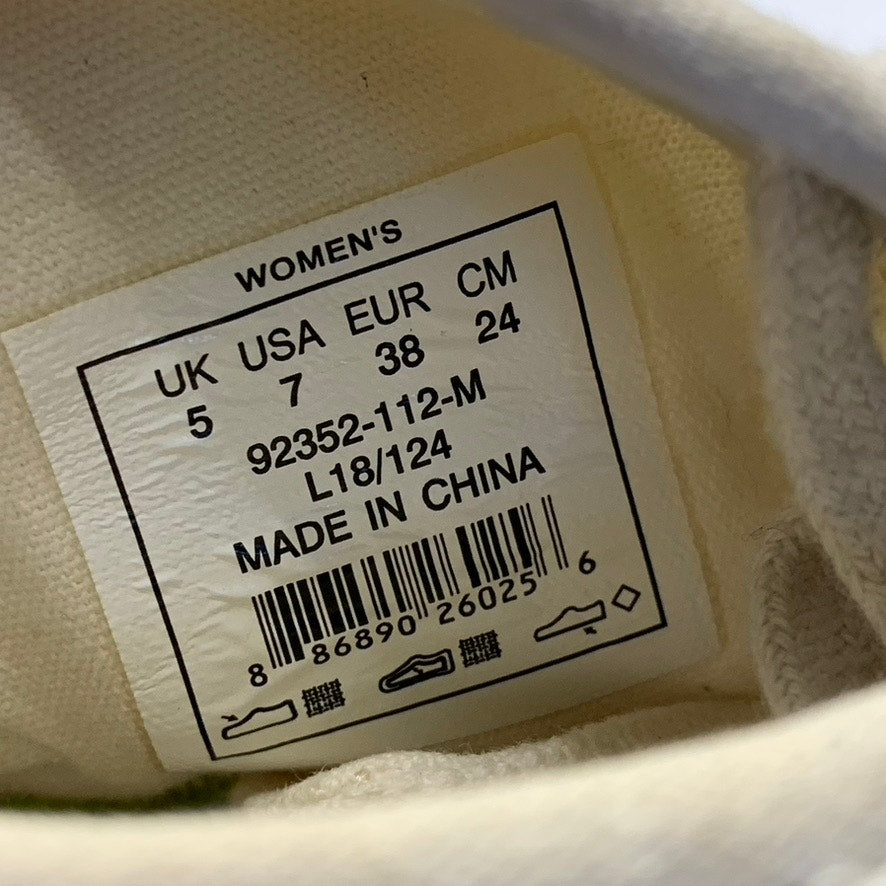 PALLADIUM Women's White Pampa Hi Lug-Sole Lace-Up Boot SZ 7