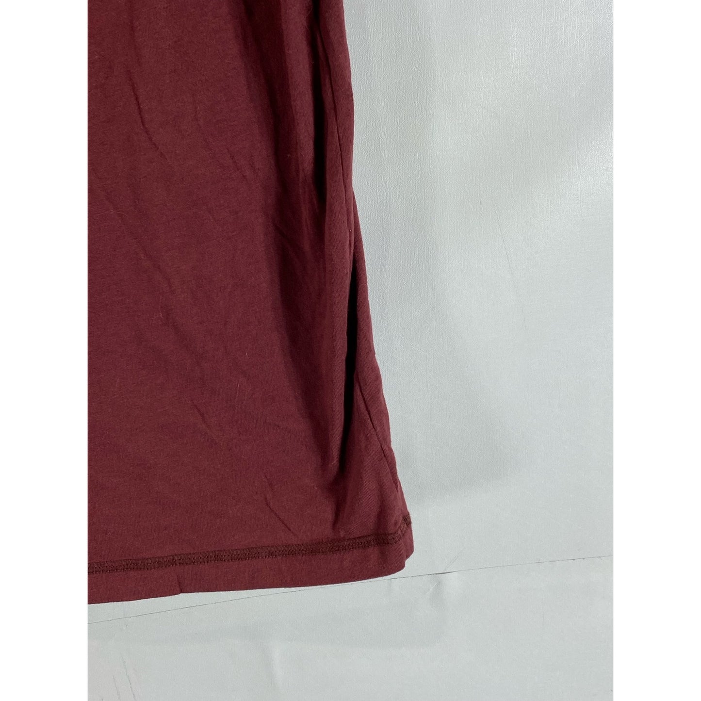 EDDIE BAUER Men's Burgundy Crewneck Regular-Fit Short Sleeve T-Shirt SZ M