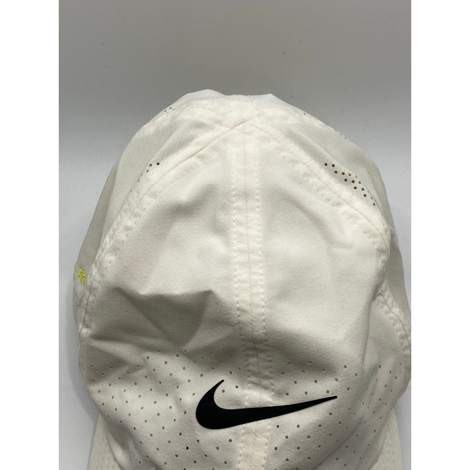 NIKE Men's White Dri-Fit ADV Heritage 86 Perforated Hat SZ OS