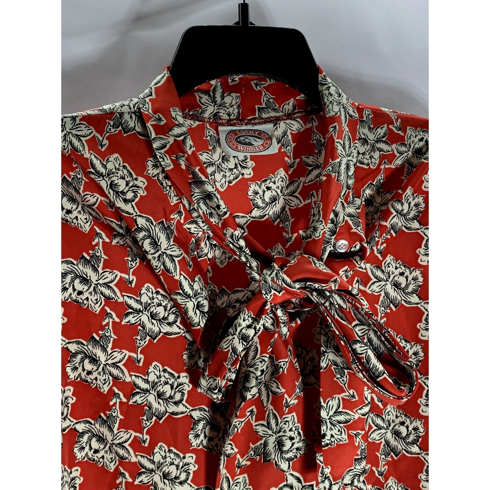 LUCKY WINNER Women's Red Floral Tie-Neck Long Sleeve Top SZ S
