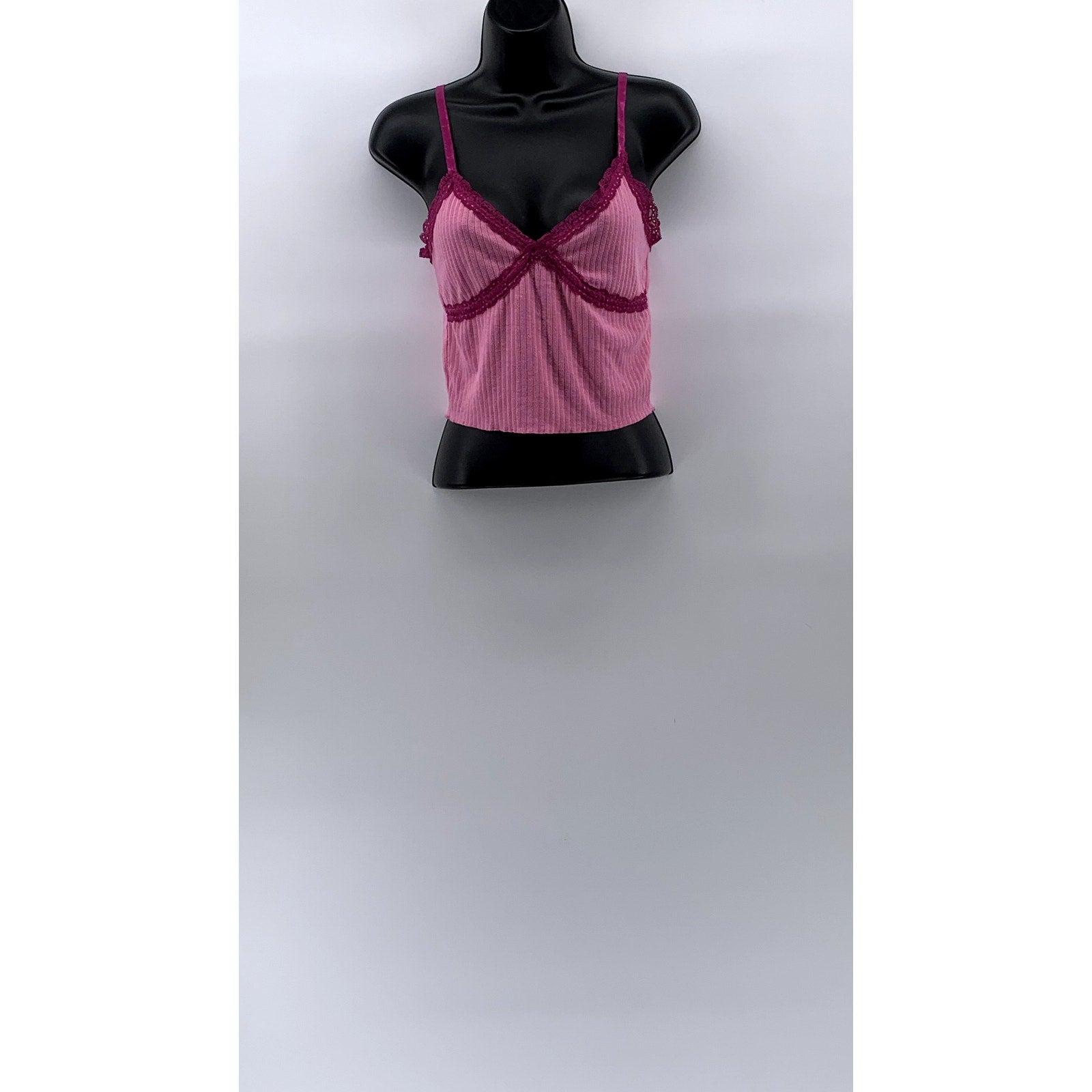 WILD FABLE Women's Pink Rib Knit Lace-Trim V-Neck Spaghetti Strap Cami Top SZ S