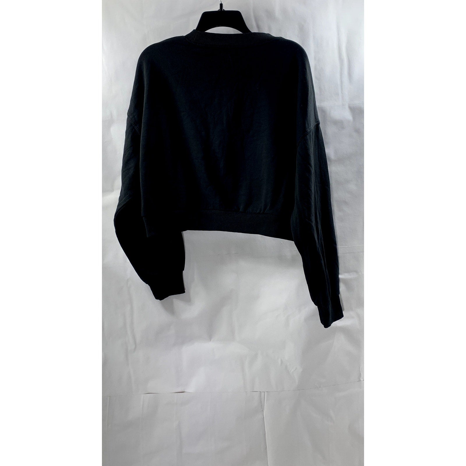 DIVIDED BY H&M Women's Black Crewneck Basic Long Sleeve Cropped Sweatshirt SZ XL