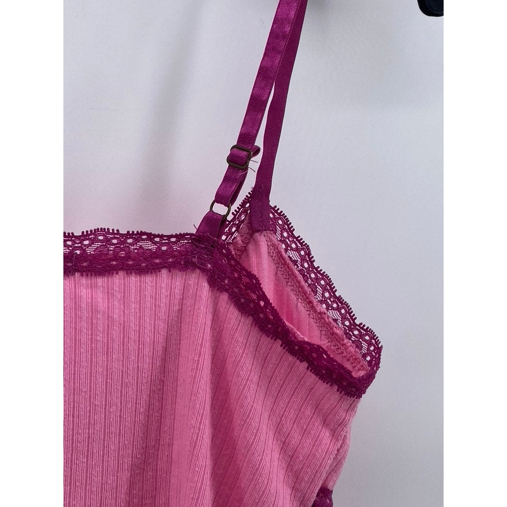 WILD FABLE Women's Pink Rib Knit Lace-Trim V-Neck Spaghetti Strap Cami Top SZ S