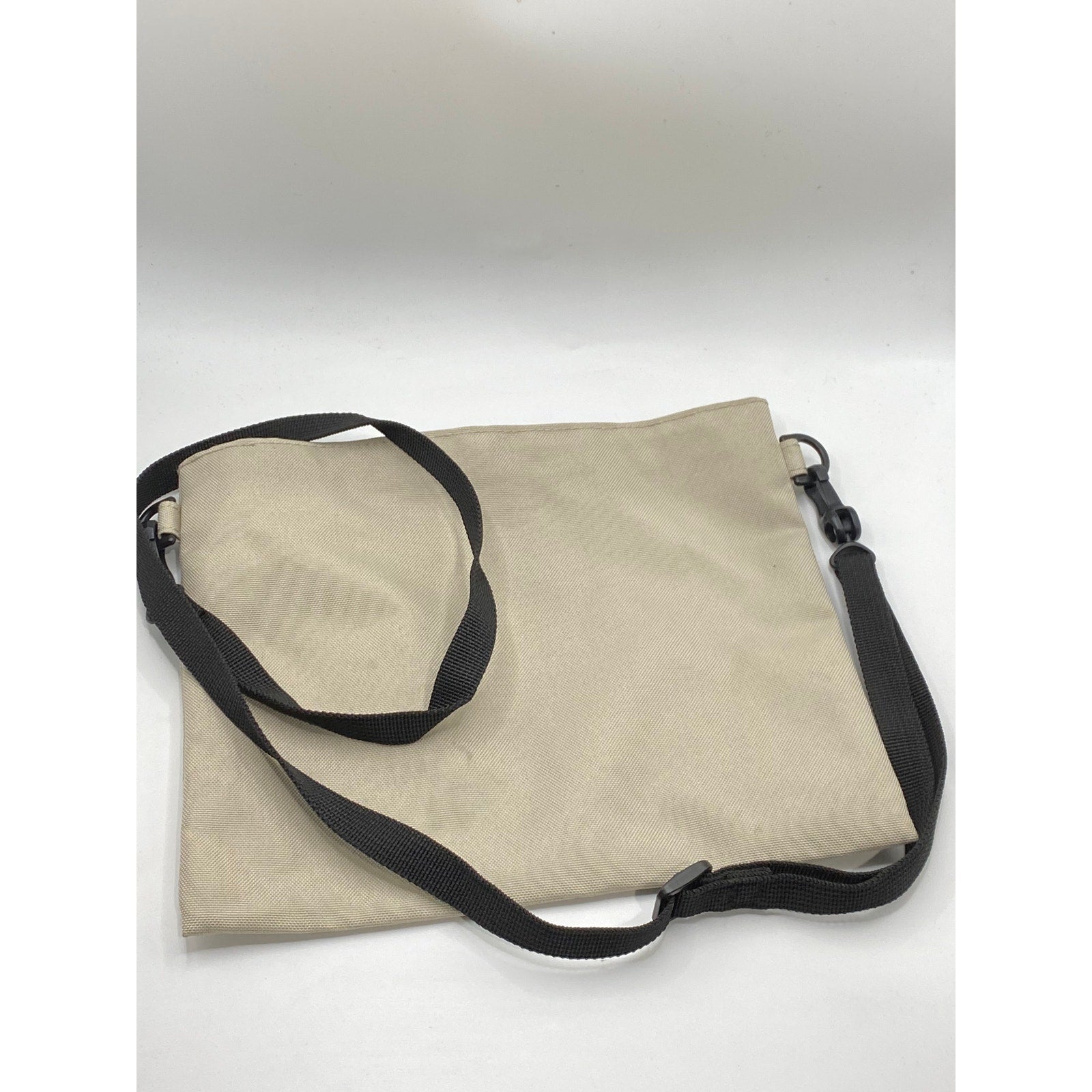 MUJI Women's Beige-Black Medium Lightweight Shoulder-Crossbody Bag