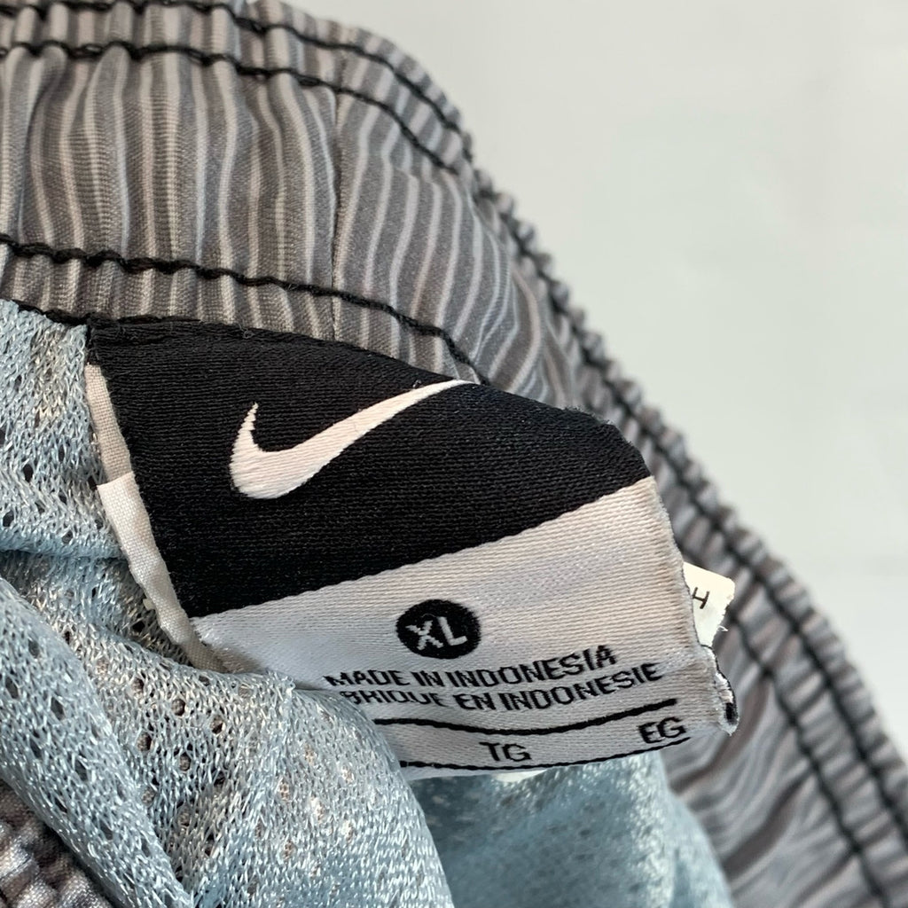 NIKE Men's Gray Striped Drawstring Mesh Brief-Lined Pull-On Swim Shorts SZ XL