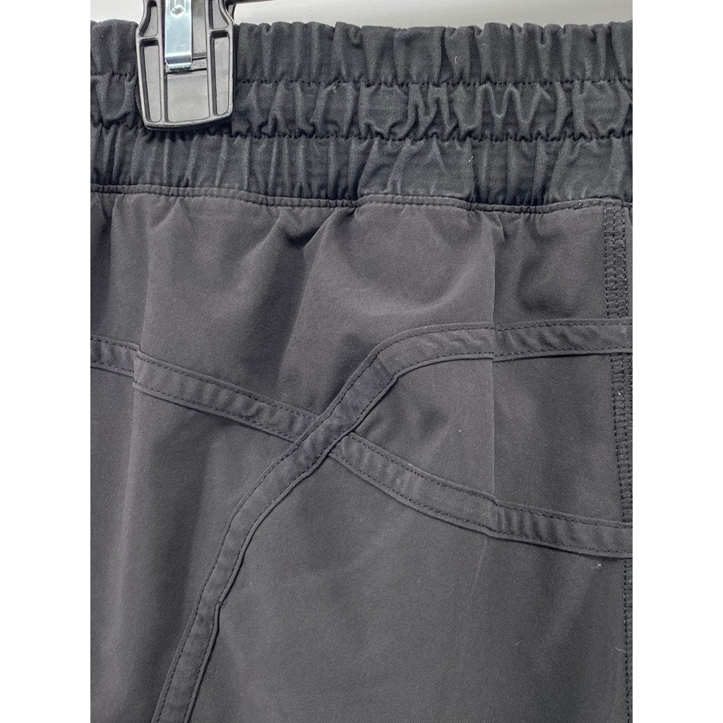 LULULEMON Women's Black Solid Elastic Waist Pull-On Active Shorts SZ 6