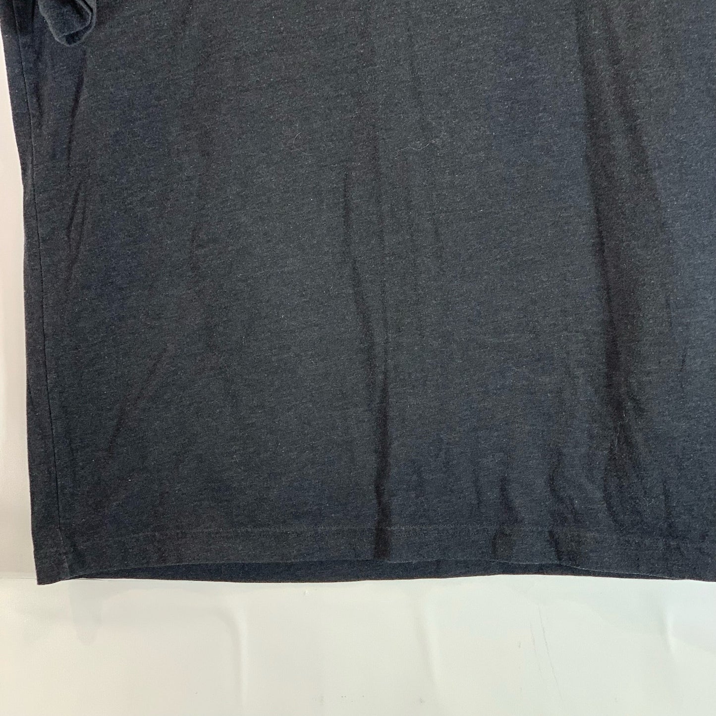 UNDER ARMOUR Men's Charcoal Crewneck Loose HeatGear Charged T-Shirt SZ L