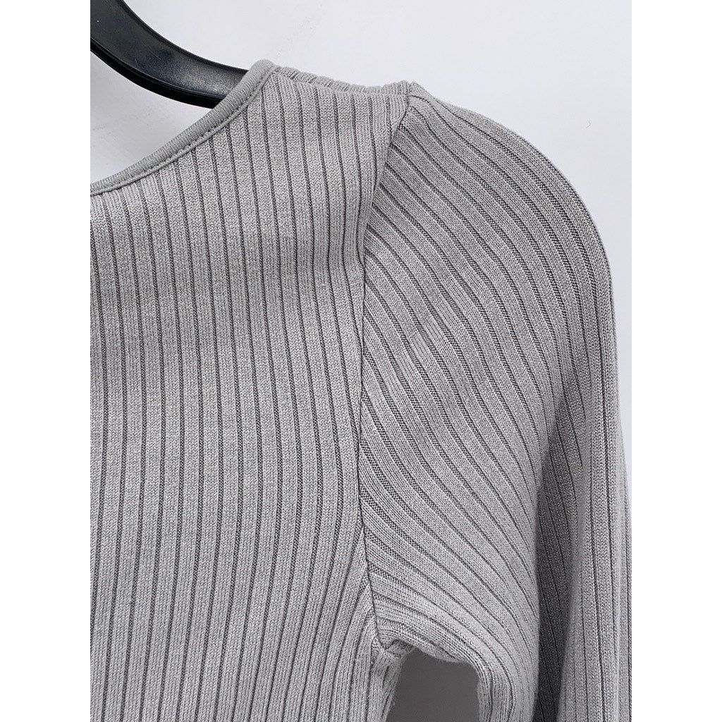 DIVIDED By H&M Women's Gray Ribbed Crewneck Long Sleeve Cropped Top SZ XS
