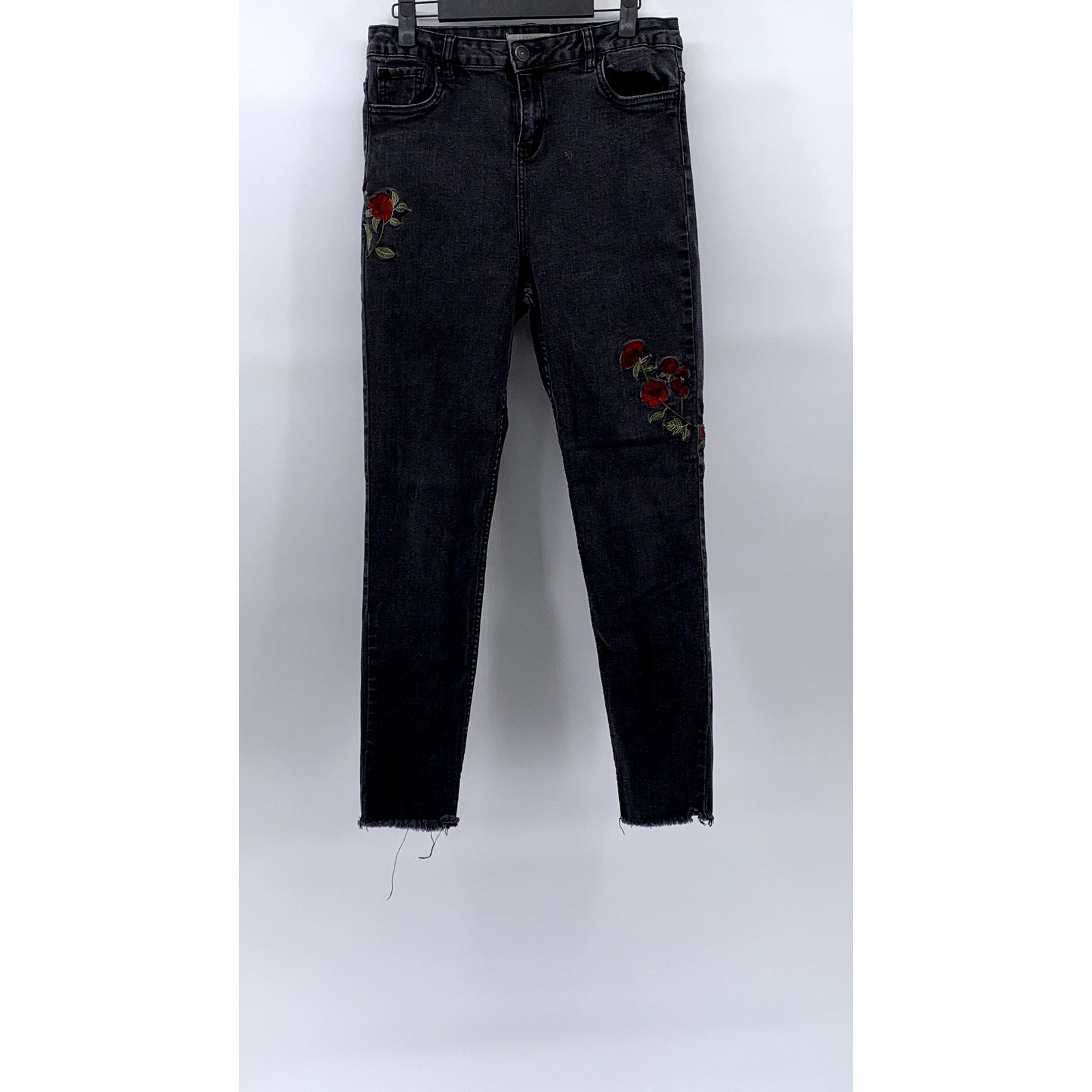 STREETWEAR SOCIETY Women's Washed Black Embroidered Rose Mom Jean SZ 9