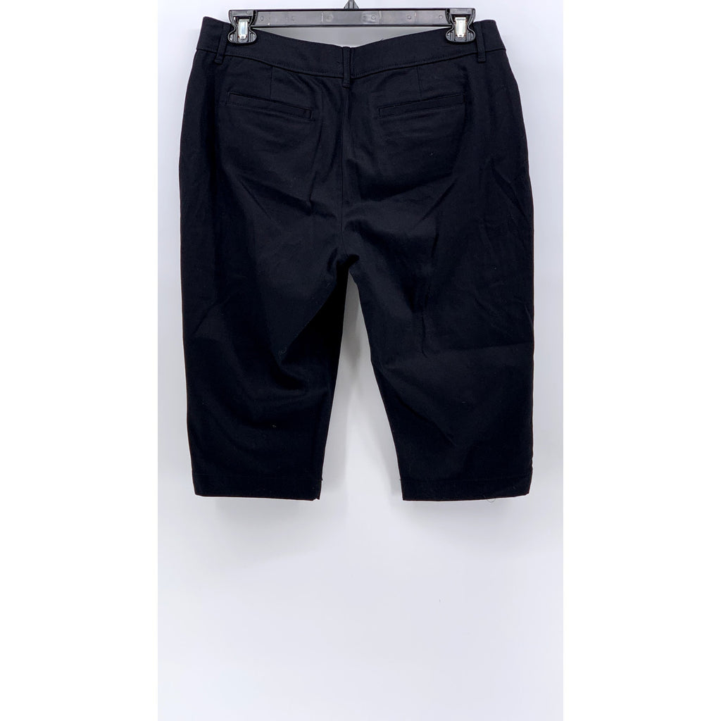 ST. JOHN’S BAY Women’s Petite Black Solid Capri Pants SZ 14P