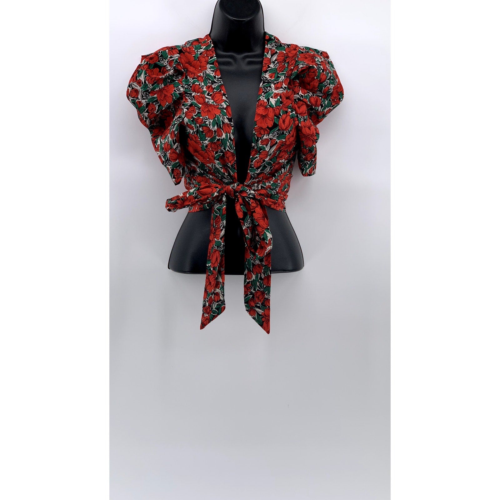 SHEIN Women's Red-Green Floral Short Puff Sleeve Wrap V-Neck Cropped Top SZ 4