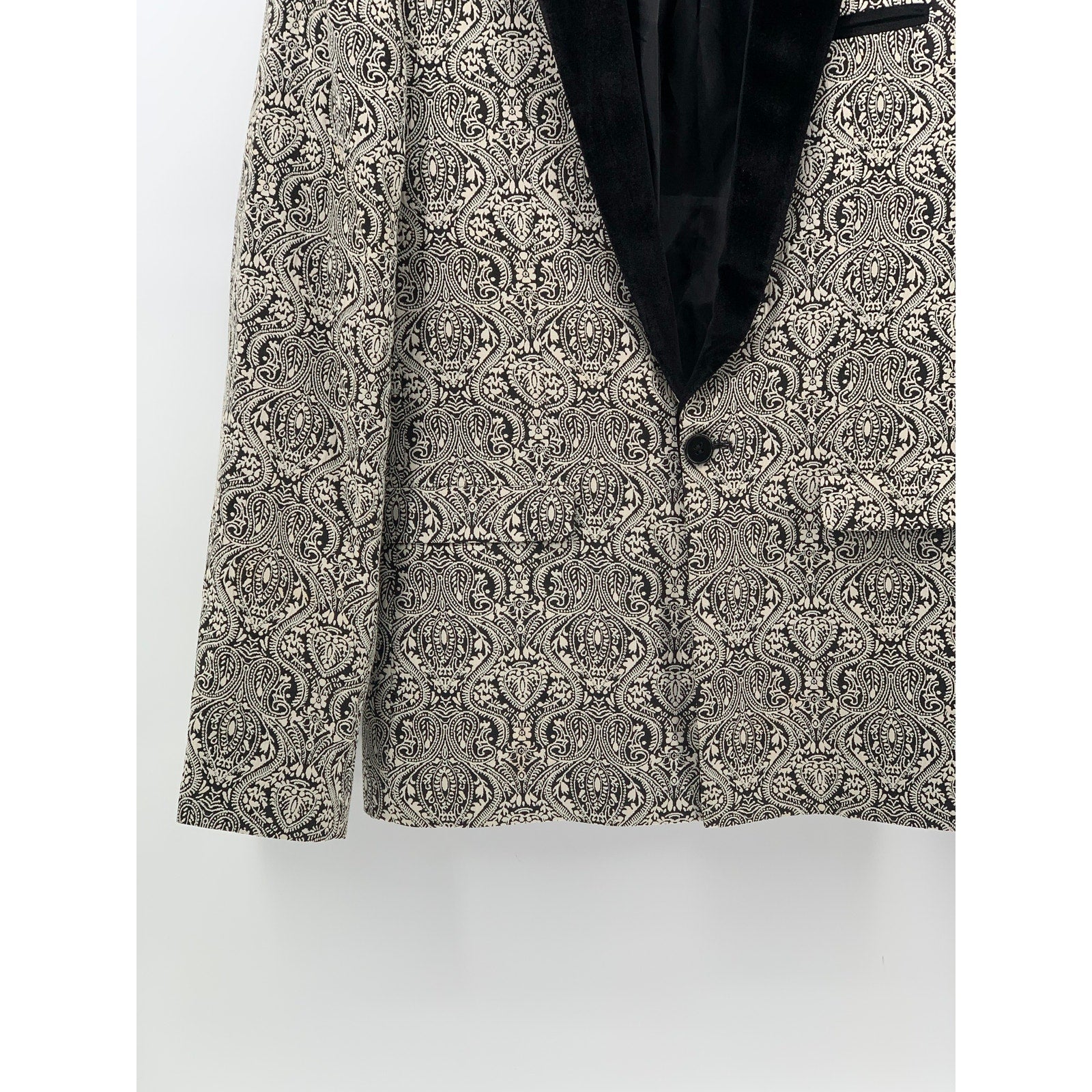 UNBRANDED Men's Black-White Paisley Velour Peak-Collar One-Button Blazer SZ M