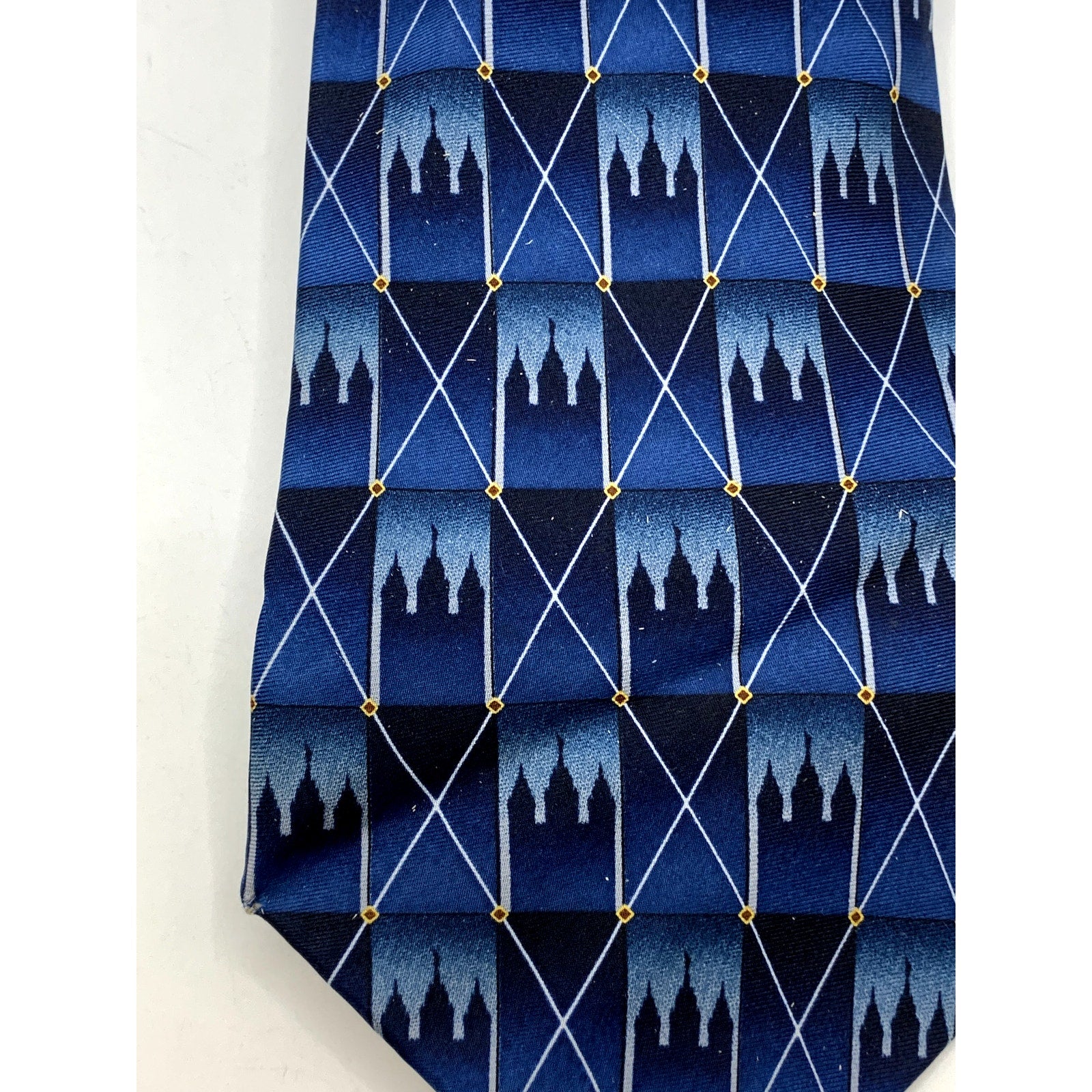 EAGLE NECKWEAR Men's Navy Blue Castle Design Abstract Regular Tie