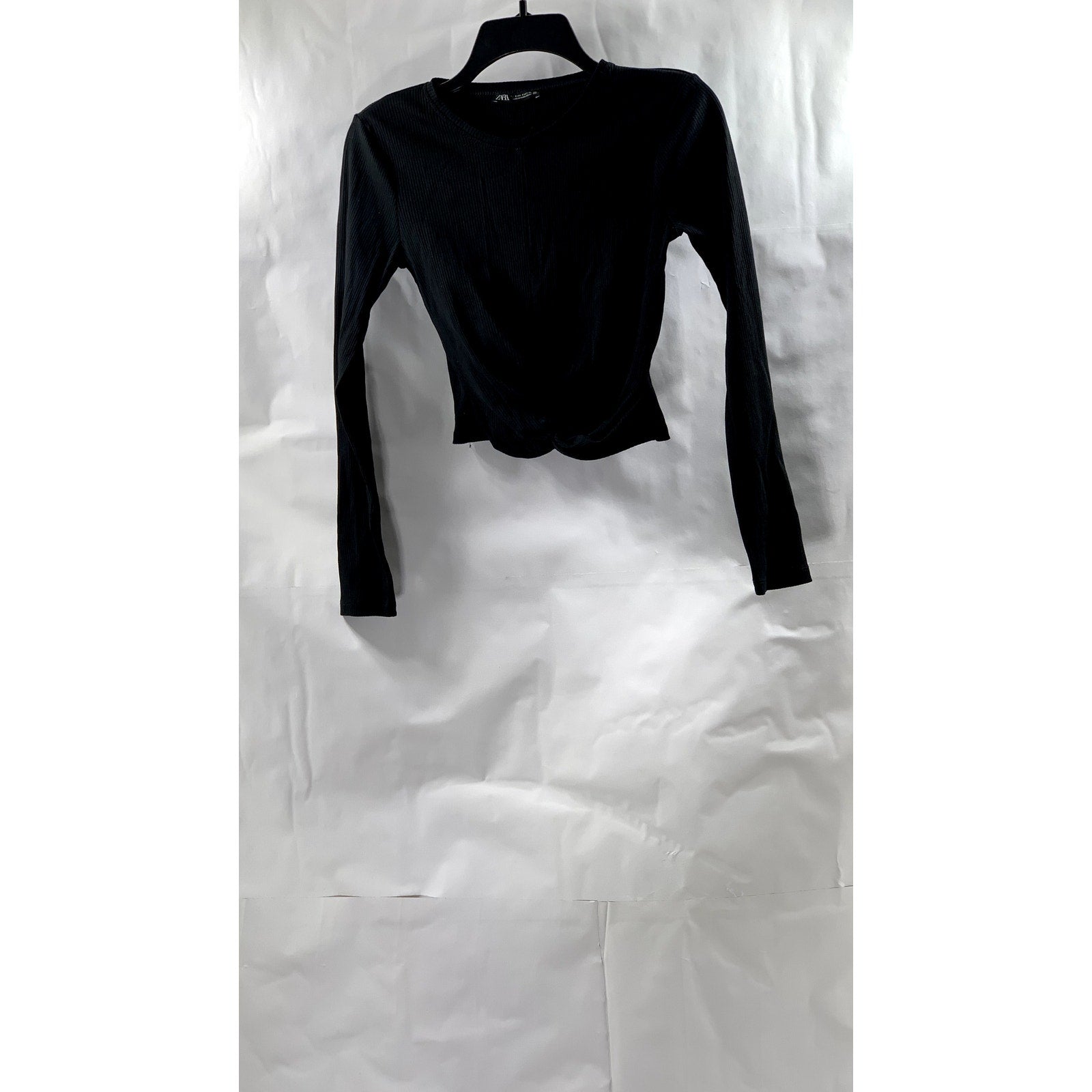 ZARA Women's Black Rib Knit Crewneck twist-Front Long Sleeve Cropped Top SZ S