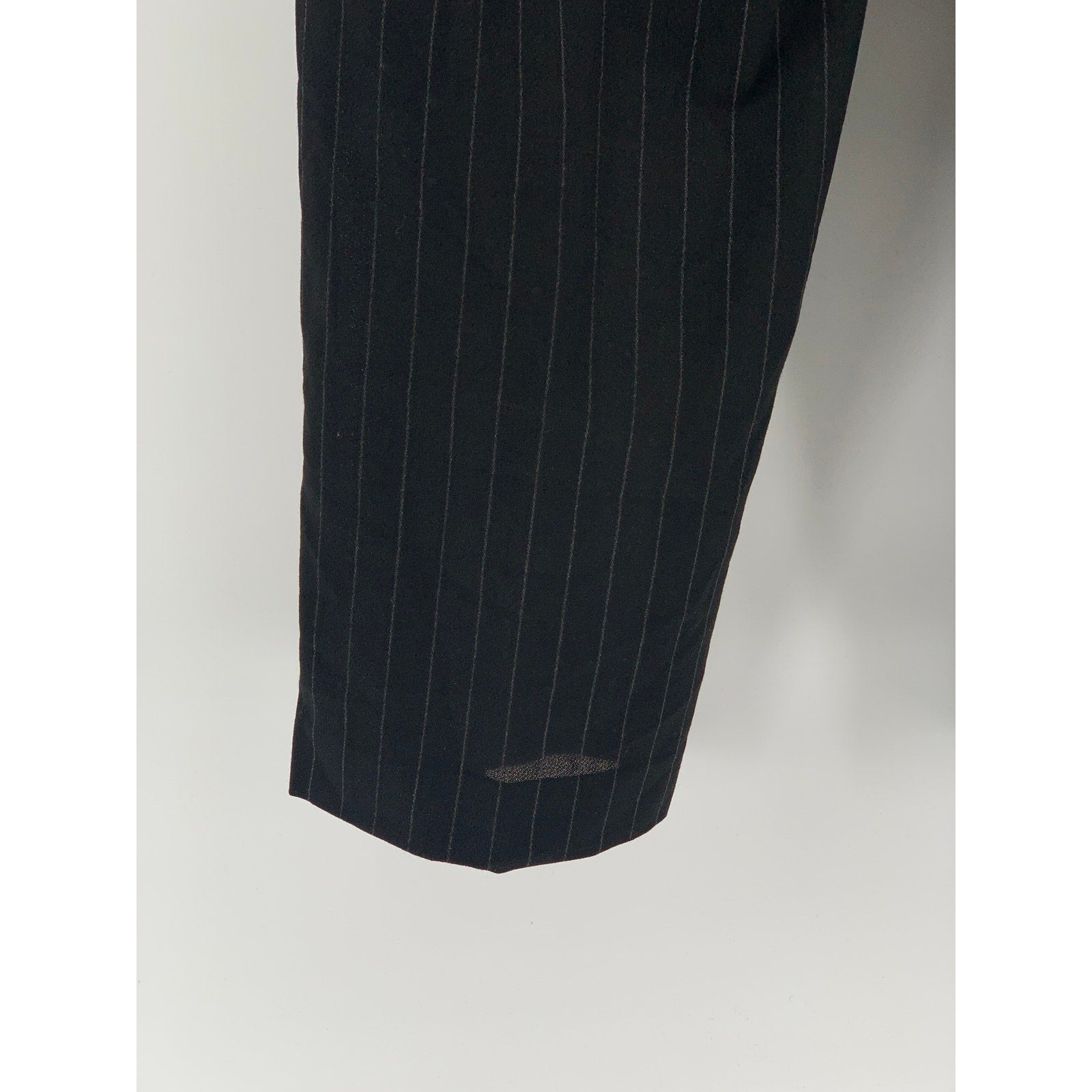 UNBRANDED Men's Black Pinstripe Regular-Fit Straight-Leg Flat Front Pants SZ 38